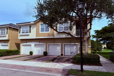 Photo of 1561 SE Hampshire Way #104, Stuart, FL 34994 (MLS # RX-11125007)