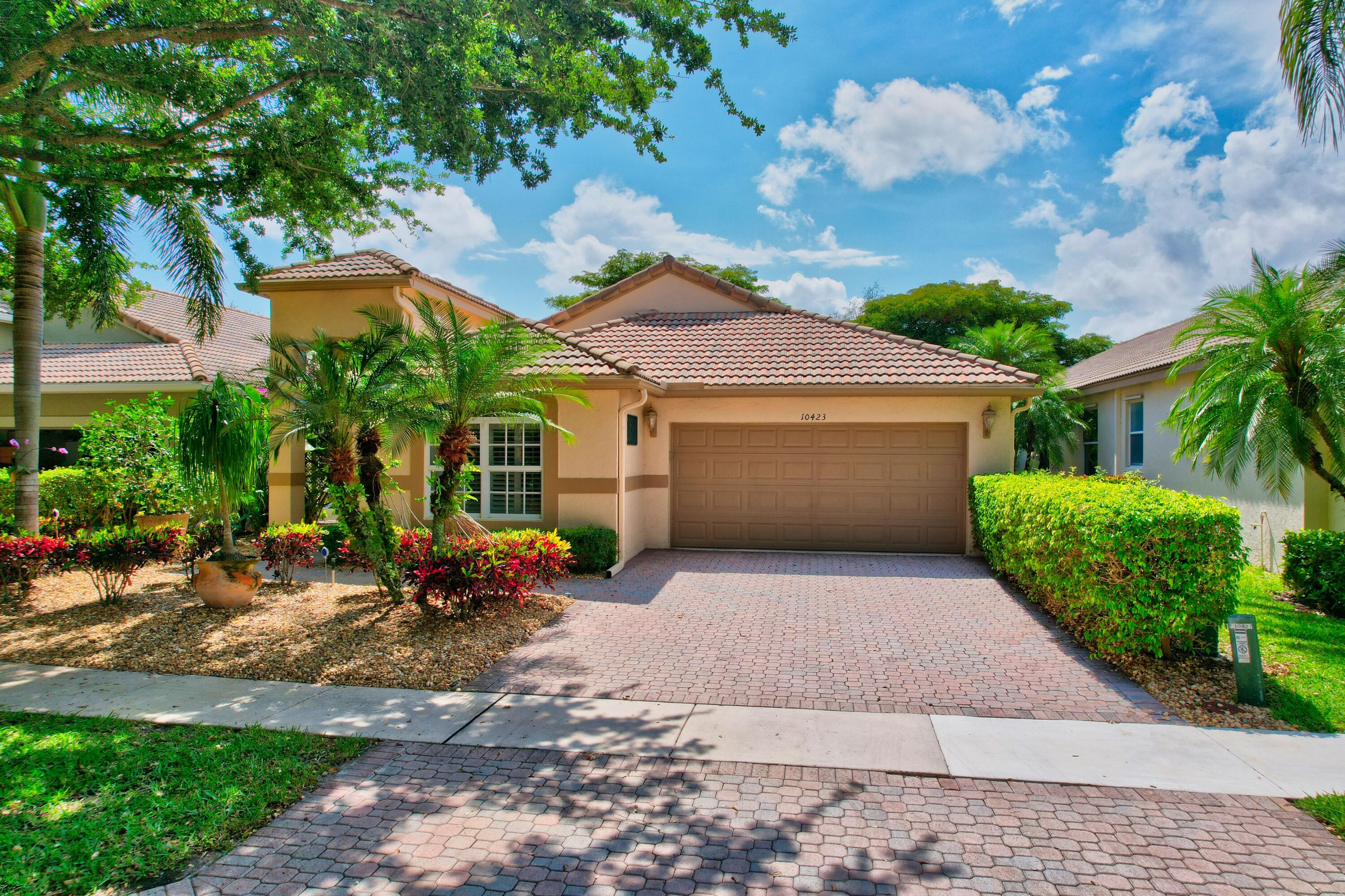 Property for Sale at 10423 Copper Lake Drive, Boynton Beach, Palm Beach County, Florida - Bedrooms: 3 
Bathrooms: 3  - $549,900