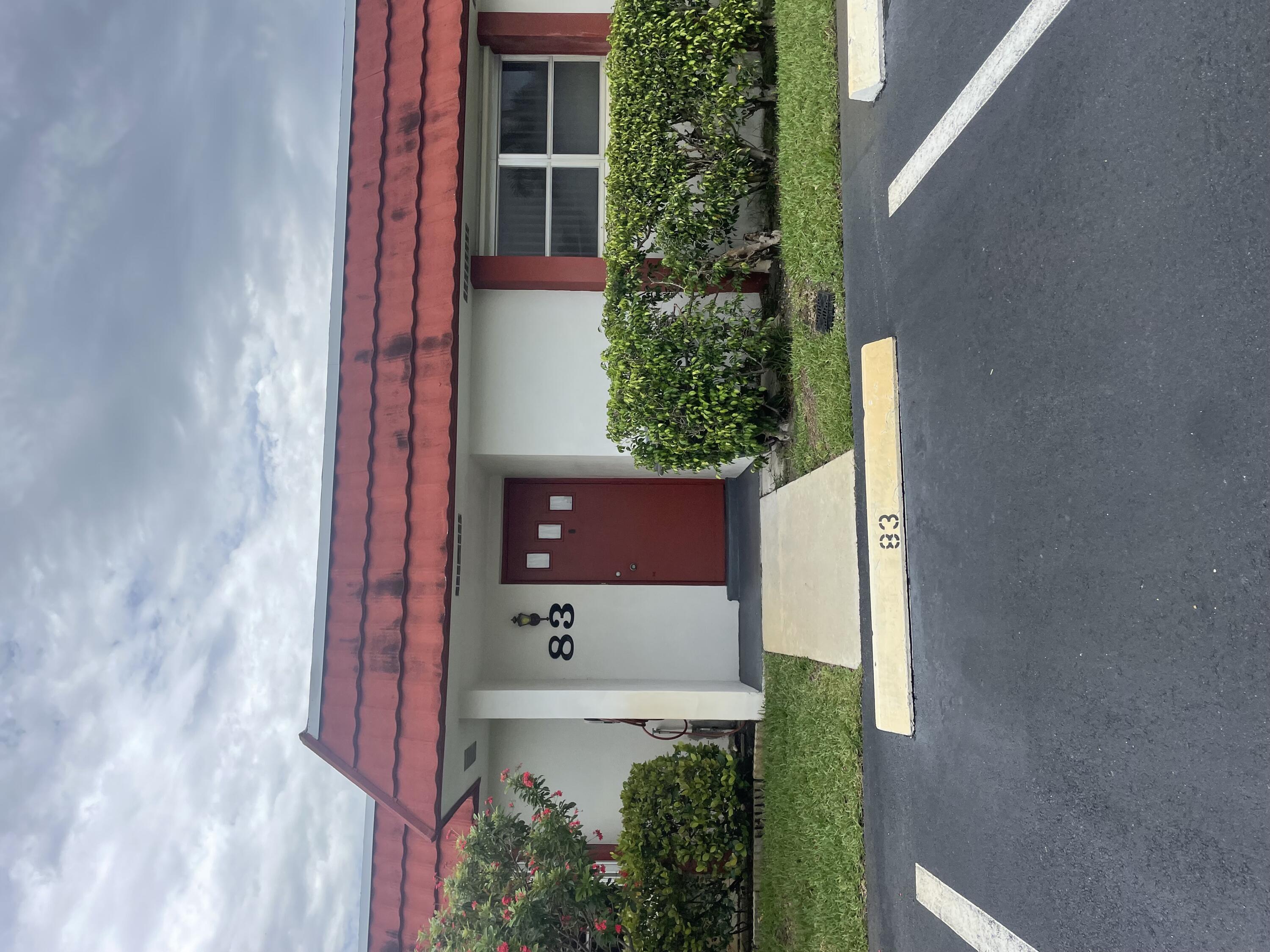 Property for Sale at 5800 Fernley Drive 83, Greenacres, Palm Beach County, Florida - Bedrooms: 1 
Bathrooms: 1  - $135,000