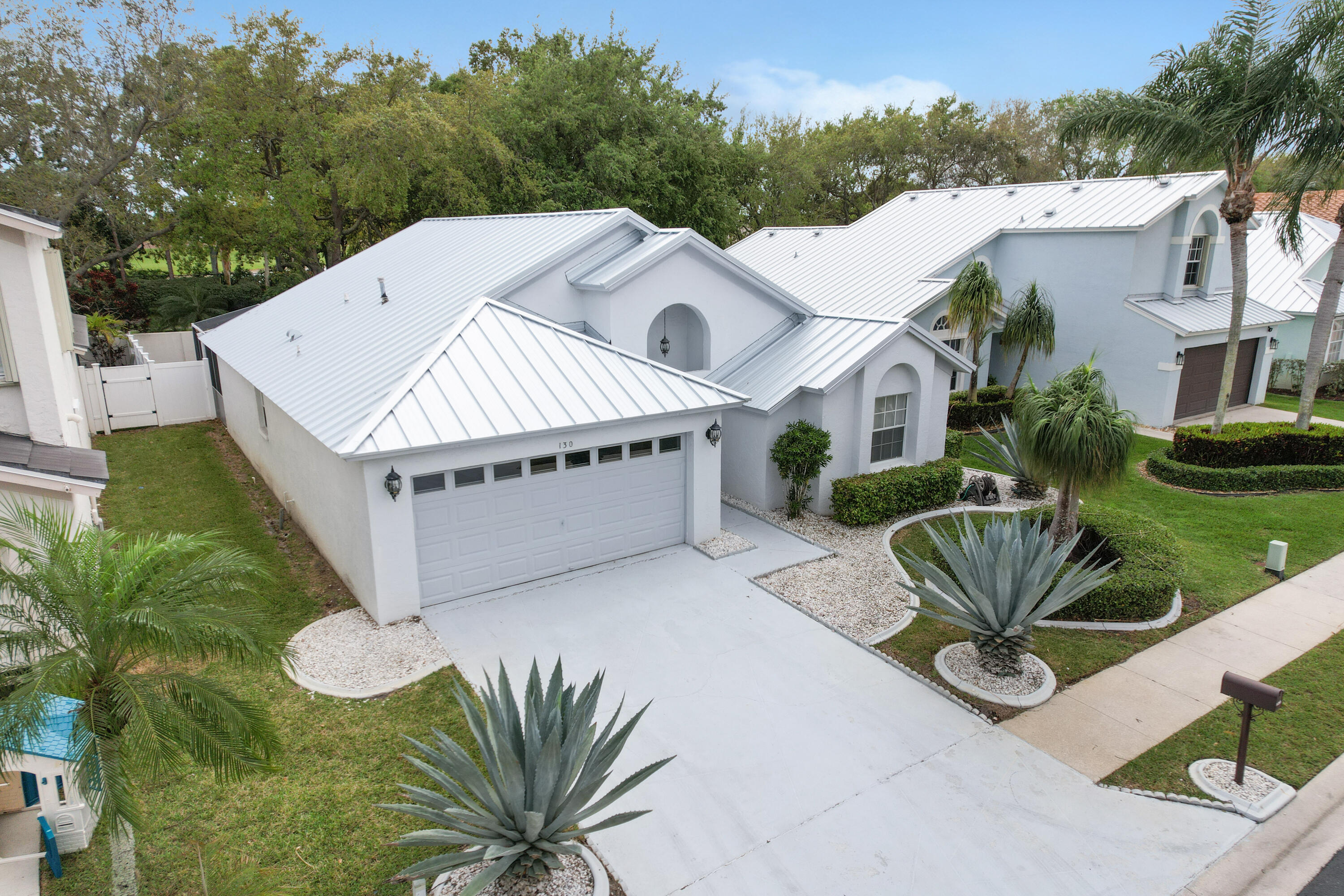 130 Spoonbill Court, Jupiter, Palm Beach County, Florida - 3 Bedrooms  
2 Bathrooms - 