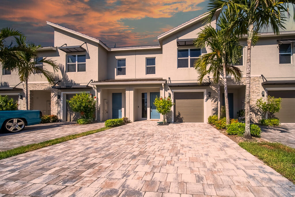 Property for Sale at 8633 Via Mar Rosso, Lake Worth, Palm Beach County, Florida - Bedrooms: 3 
Bathrooms: 2.5  - $455,000