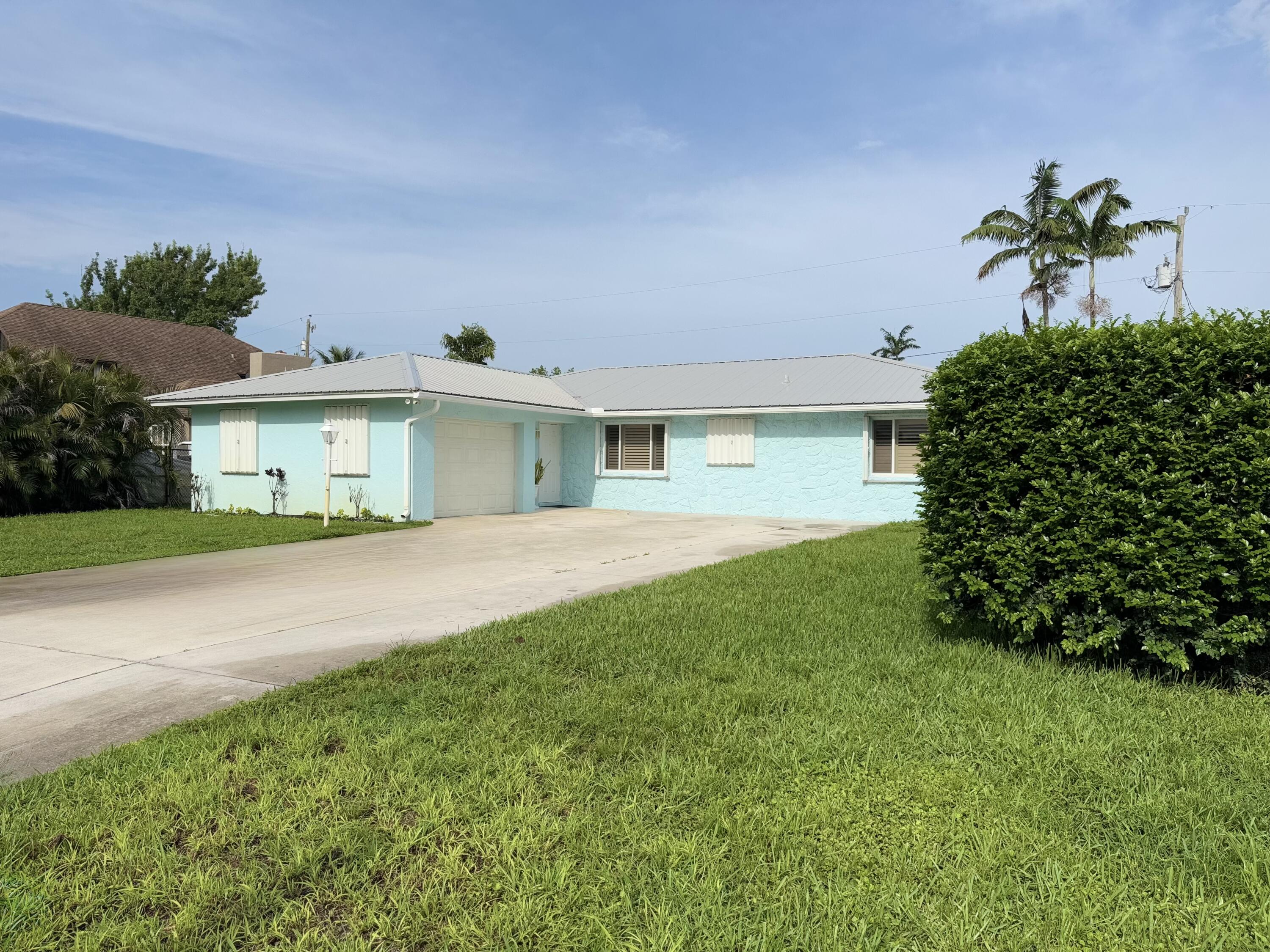 6607 Eastview Drive, Lake Worth, Palm Beach County, Florida - 3 Bedrooms  
2 Bathrooms - 