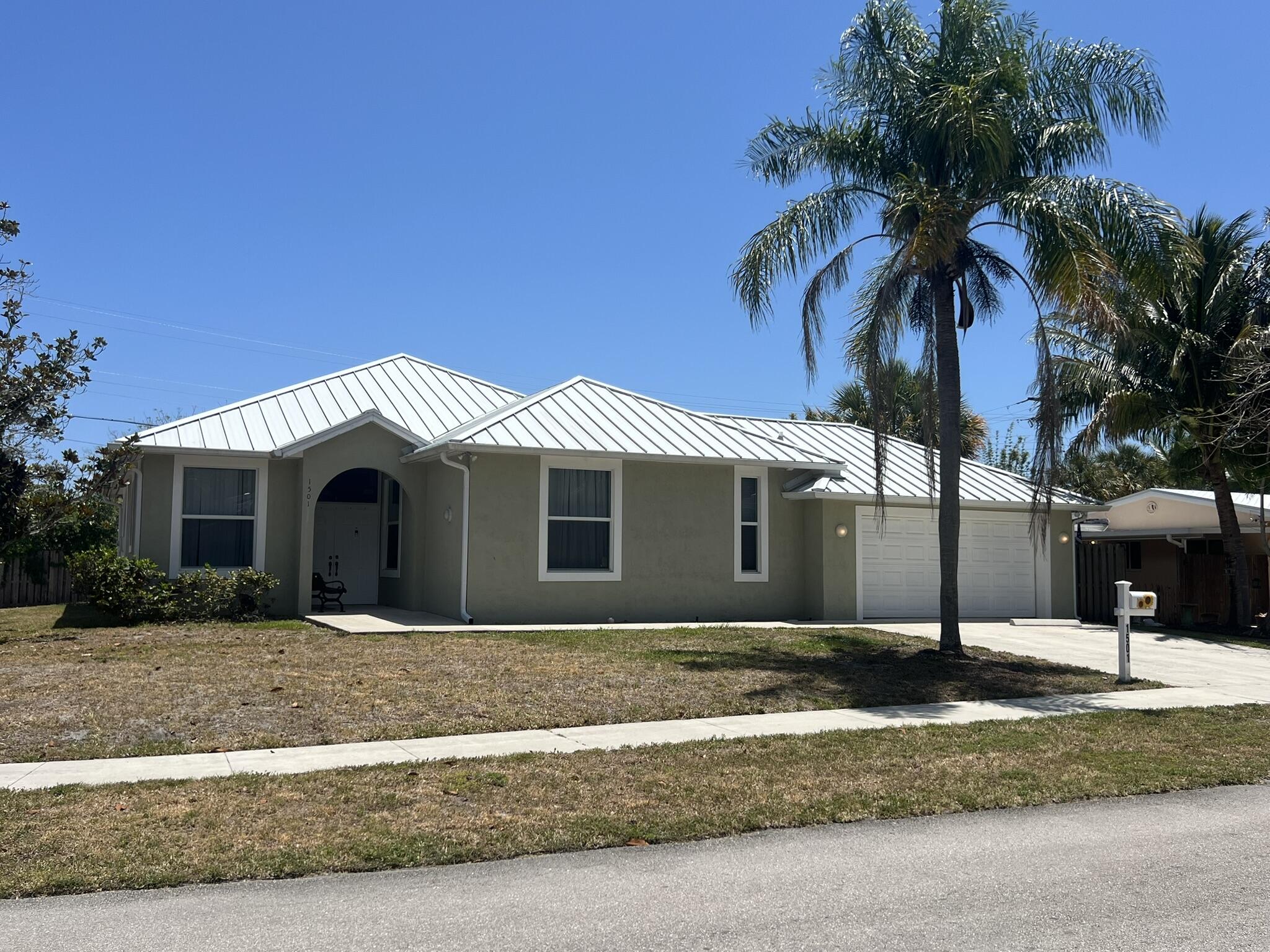 Property for Sale at 1501 Lee Court, Lake Worth, Palm Beach County, Florida - Bedrooms: 3 
Bathrooms: 2  - $570,000