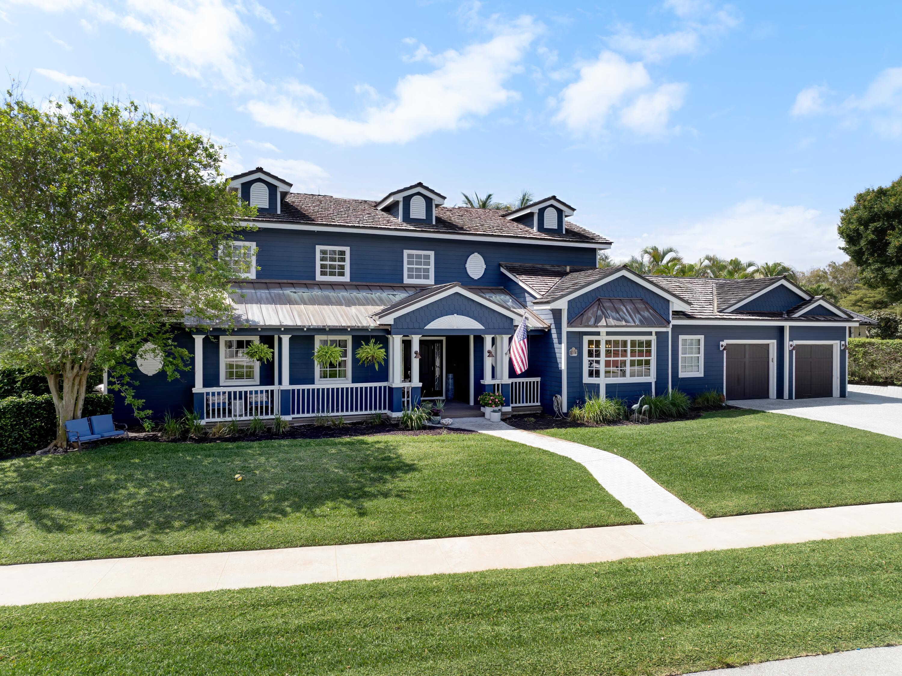 142 Bowsprit Drive, North Palm Beach, Miami-Dade County, Florida - 5 Bedrooms  
4 Bathrooms - 