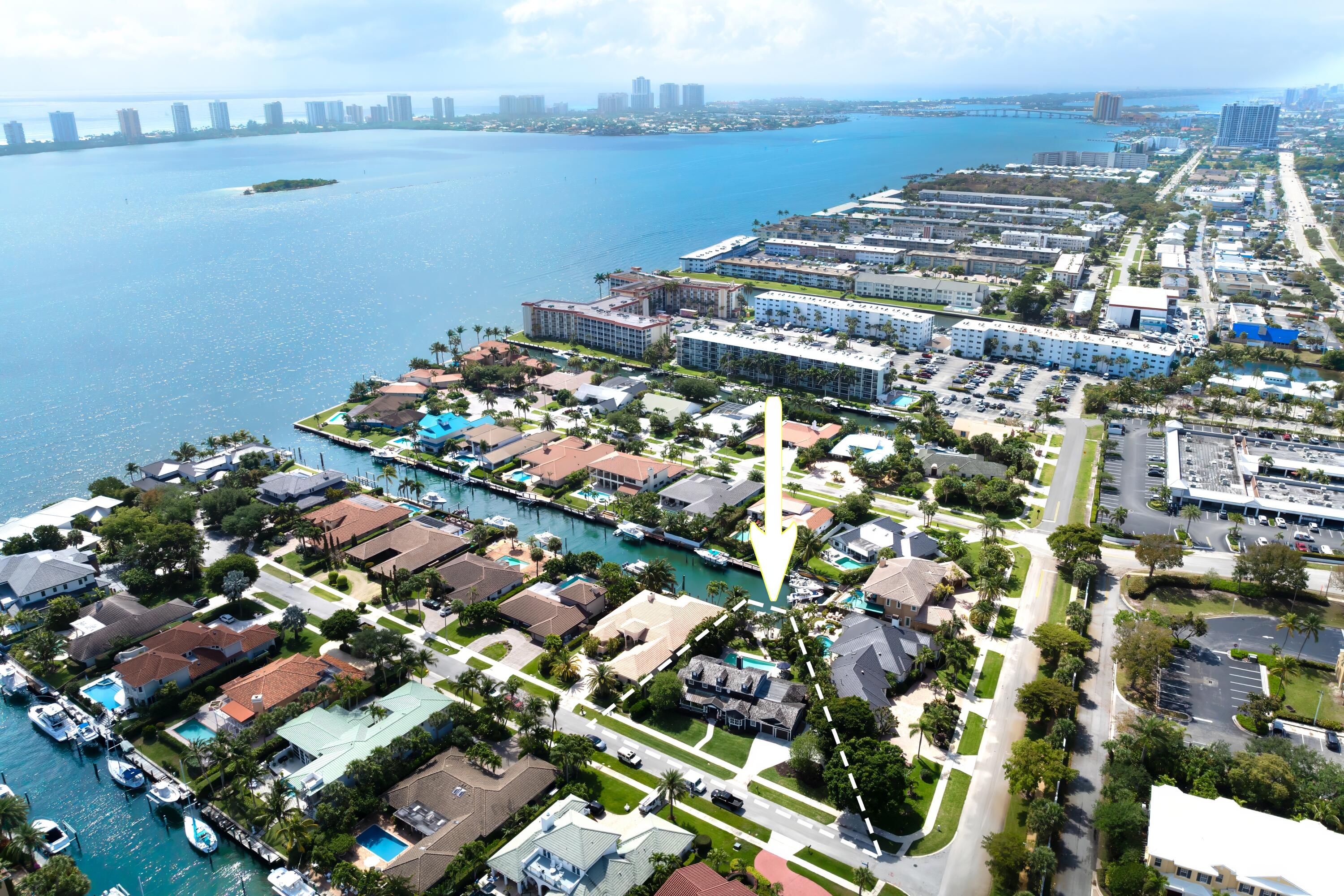 Property for Sale at 142 Bowsprit Drive, North Palm Beach, Miami-Dade County, Florida - Bedrooms: 5 
Bathrooms: 4  - $3,289,000