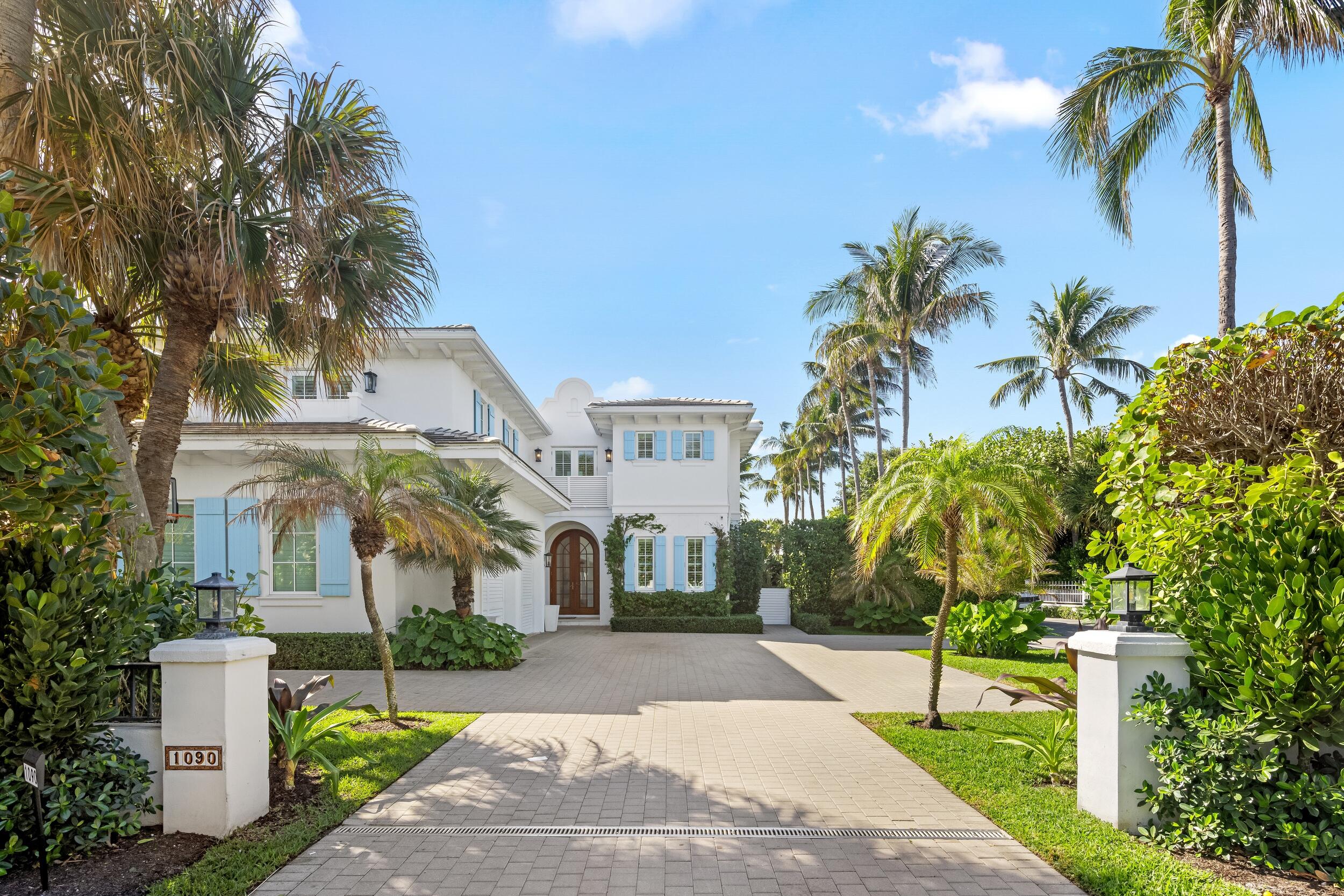 1090 N Ocean Boulevard, Palm Beach, Palm Beach County, Florida - 6 Bedrooms  
7.5 Bathrooms - 