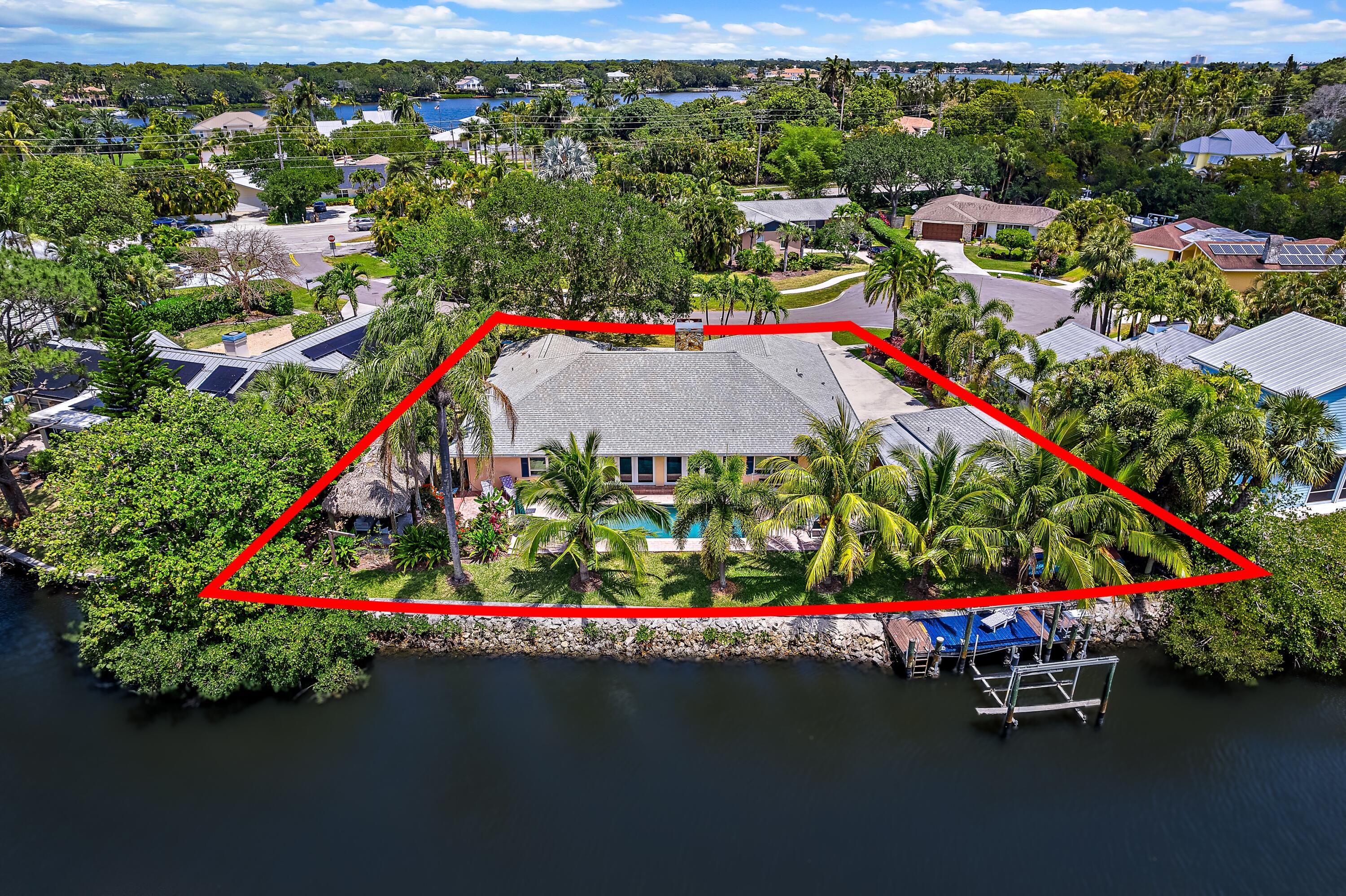 1256 Holly Cove Drive, Jupiter, Palm Beach County, Florida - 3 Bedrooms  
2.5 Bathrooms - 