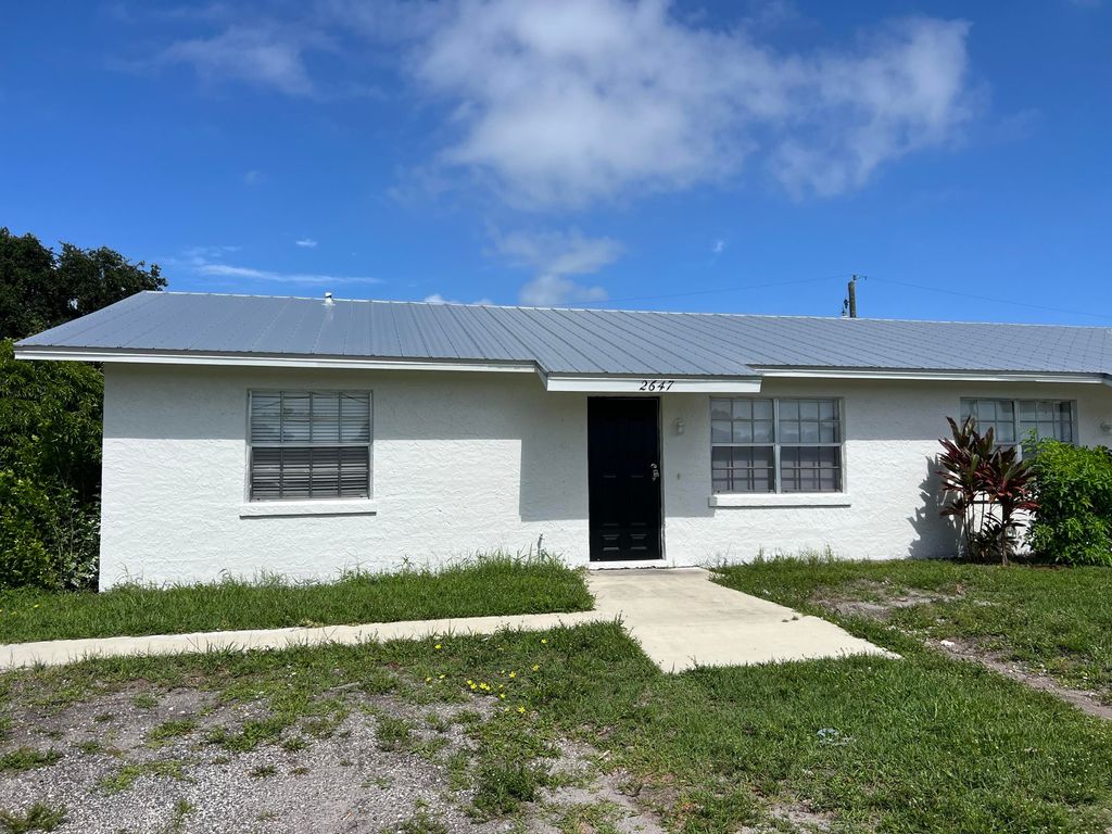 Photo of 2647 Cherokee Avenue, Fort Pierce, FL 34946 (MLS # RX-10998641)