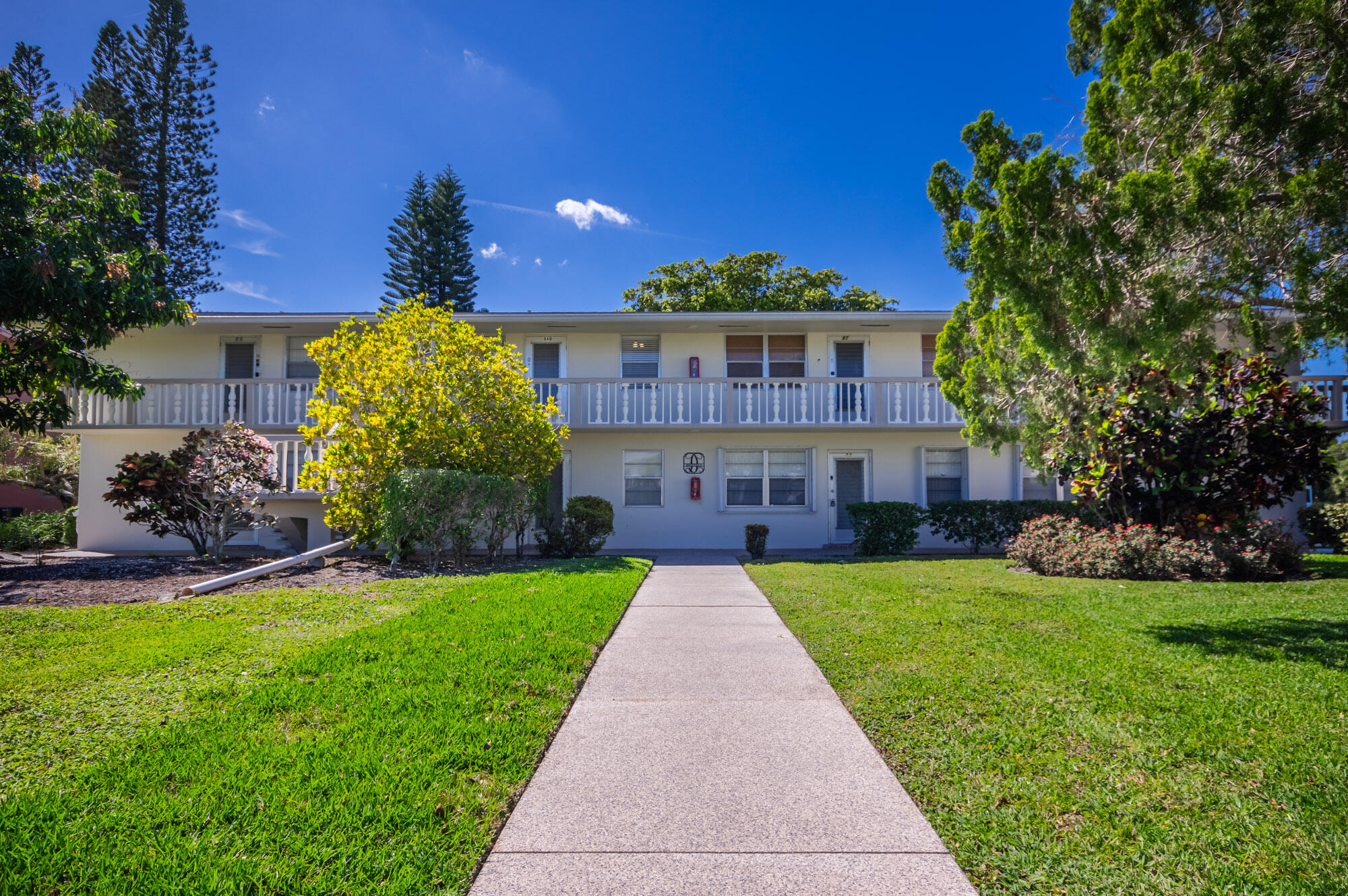 86 Sheffield D, West Palm Beach, Palm Beach County, Florida - 2 Bedrooms  
1.5 Bathrooms - 