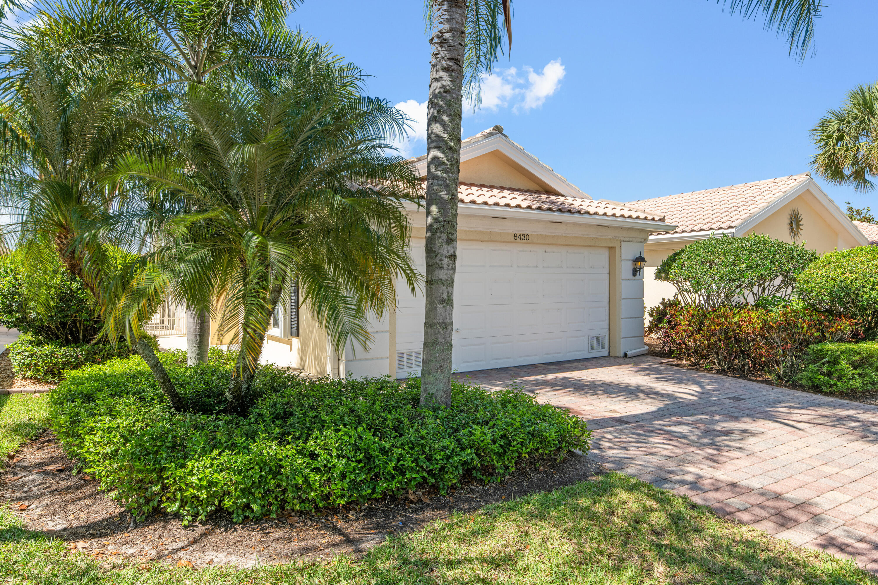 Property for Sale at 8430 Saint Johns Court, Wellington, Palm Beach County, Florida - Bedrooms: 2 
Bathrooms: 2  - $445,000