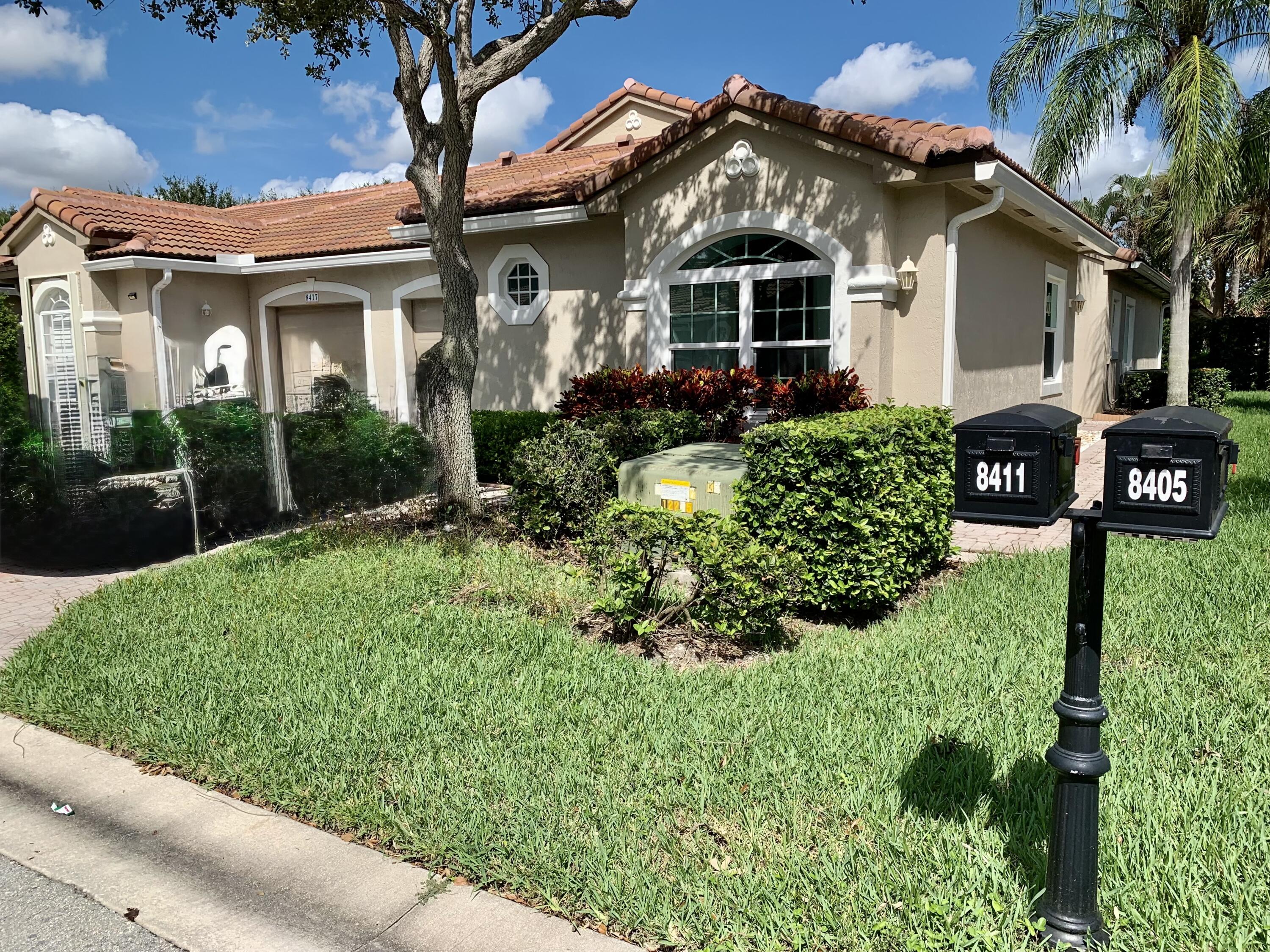 Property for Sale at 8411 Via Leonessa, Boca Raton, Palm Beach County, Florida - Bedrooms: 3 
Bathrooms: 2.5  - $649,000