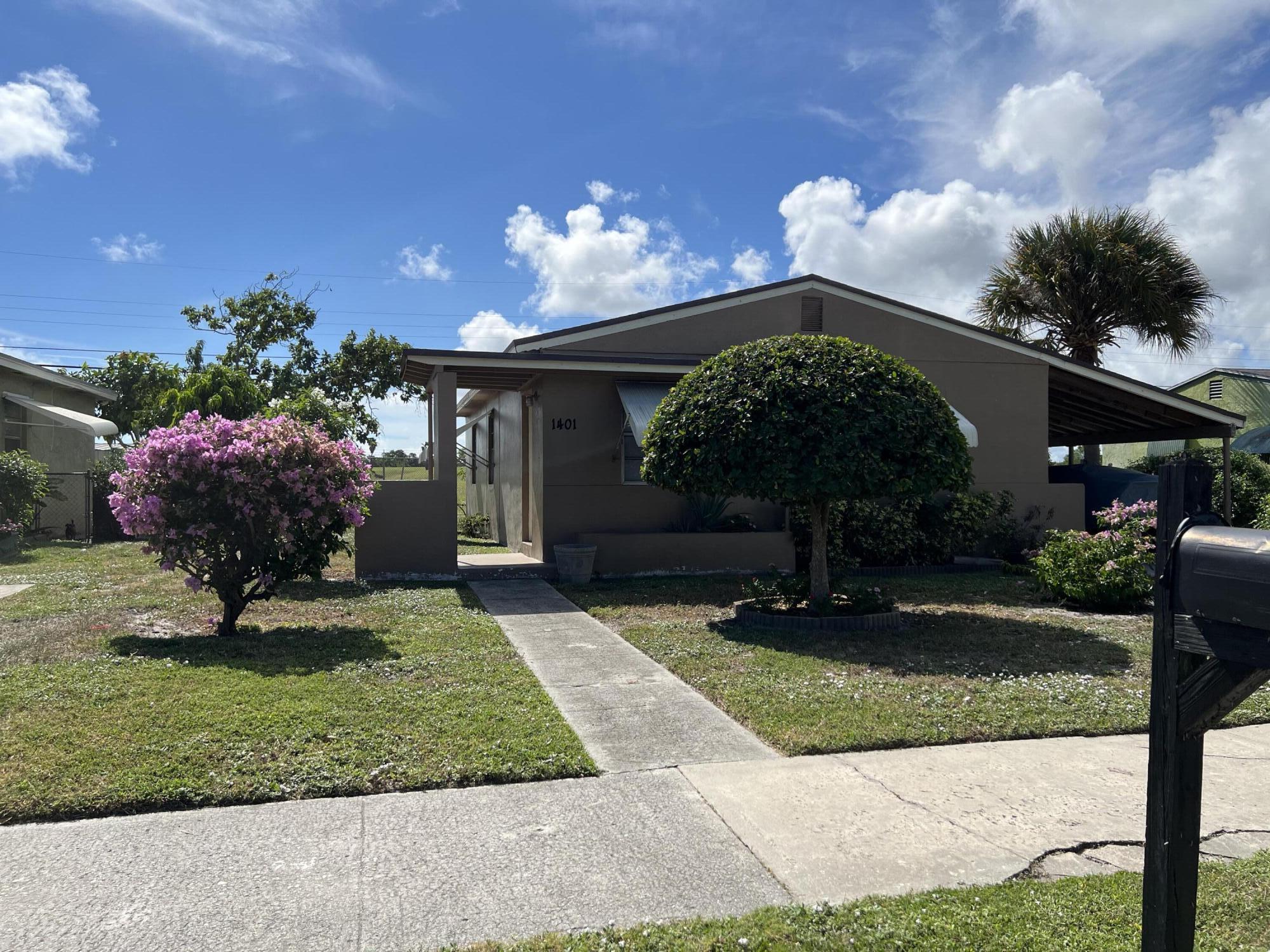 1401 15th Avenue, Lake Worth Beach, Palm Beach County, Florida - 3 Bedrooms  
1 Bathrooms - 