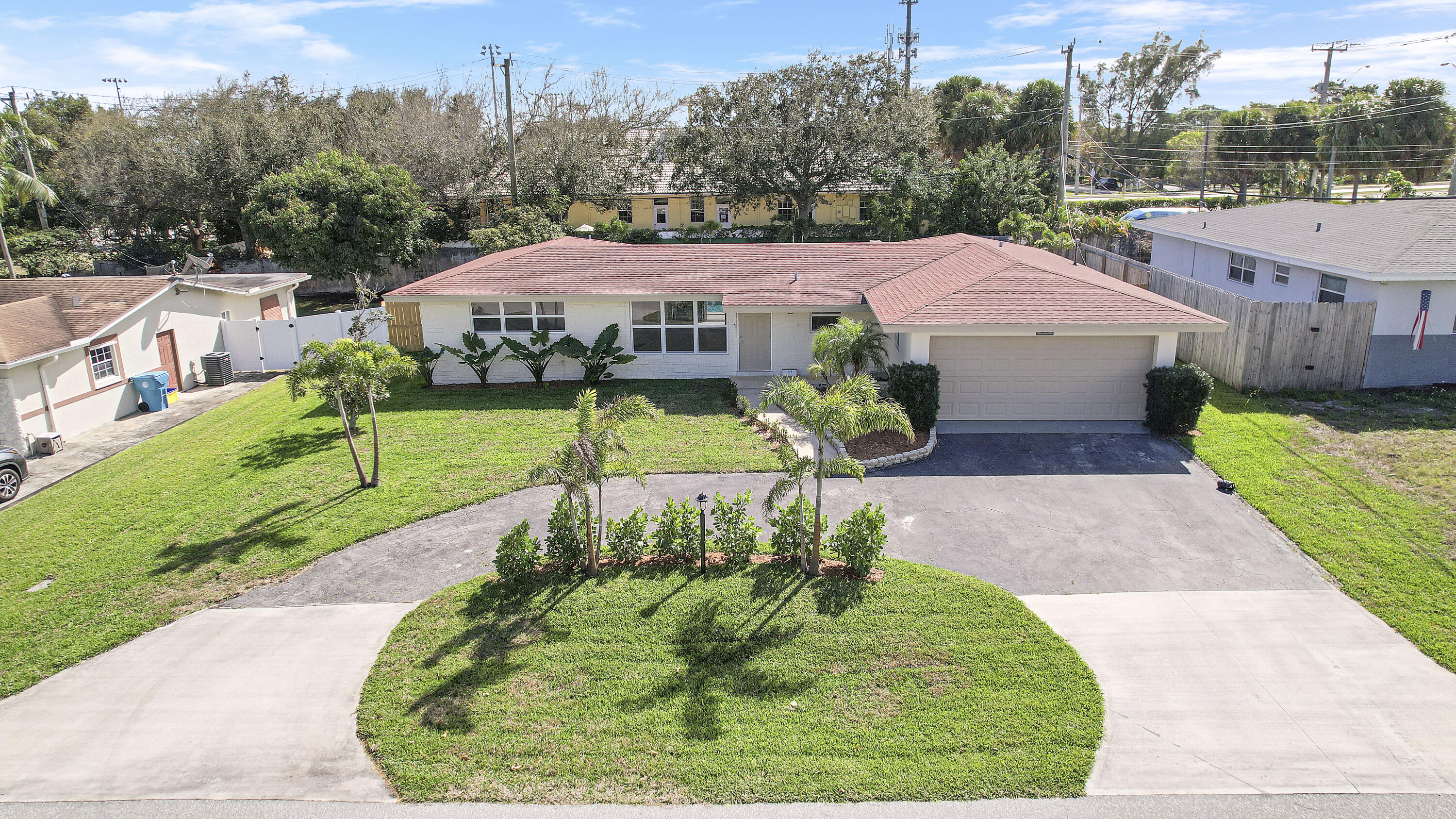 Property for Sale at 334 Sw 14th Avenue, Boynton Beach, Palm Beach County, Florida - Bedrooms: 3 
Bathrooms: 2  - $695,000