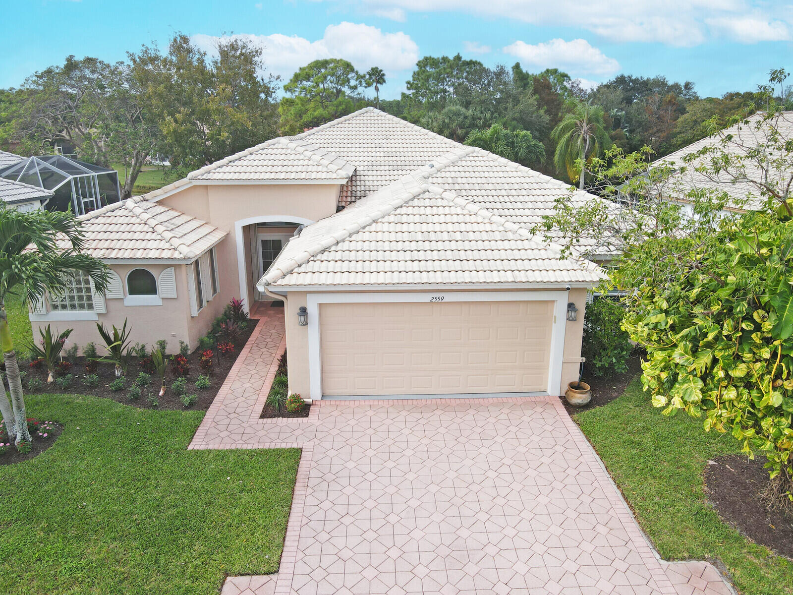 2559 Egret Lake Drive, Greenacres, Palm Beach County, Florida - 3 Bedrooms  
2.5 Bathrooms - 