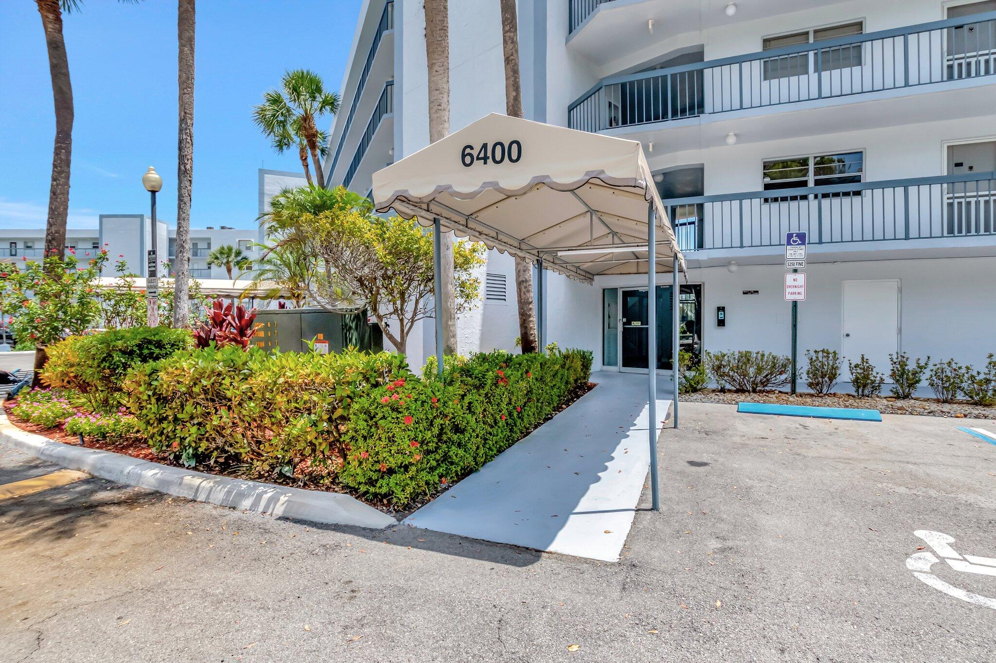 Property for Sale at 6400 Nw 2nd Avenue 518, Boca Raton, Palm Beach County, Florida - Bedrooms: 2 
Bathrooms: 2  - $205,000