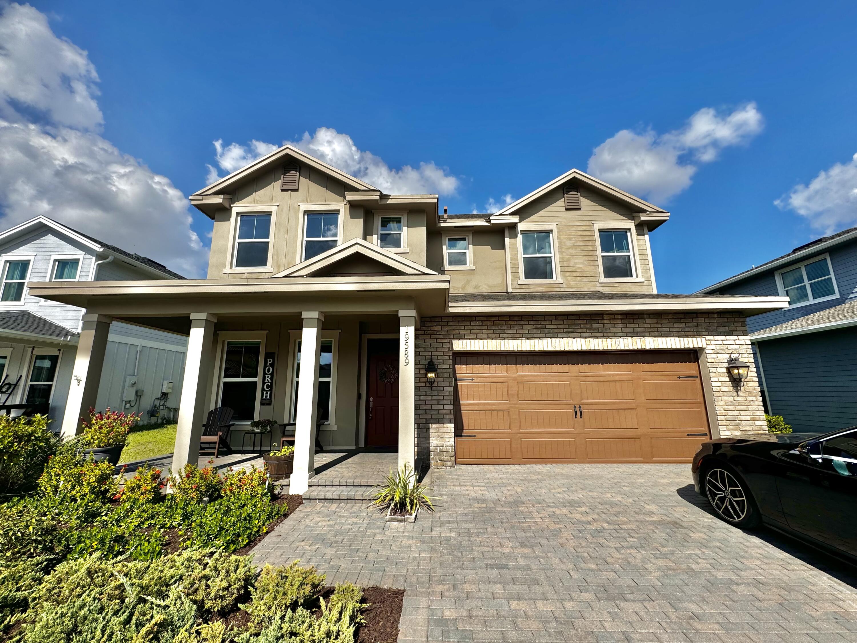 19589 Wheelbarrow Bend, Loxahatchee, Palm Beach County, Florida - 3 Bedrooms  
2.5 Bathrooms - 