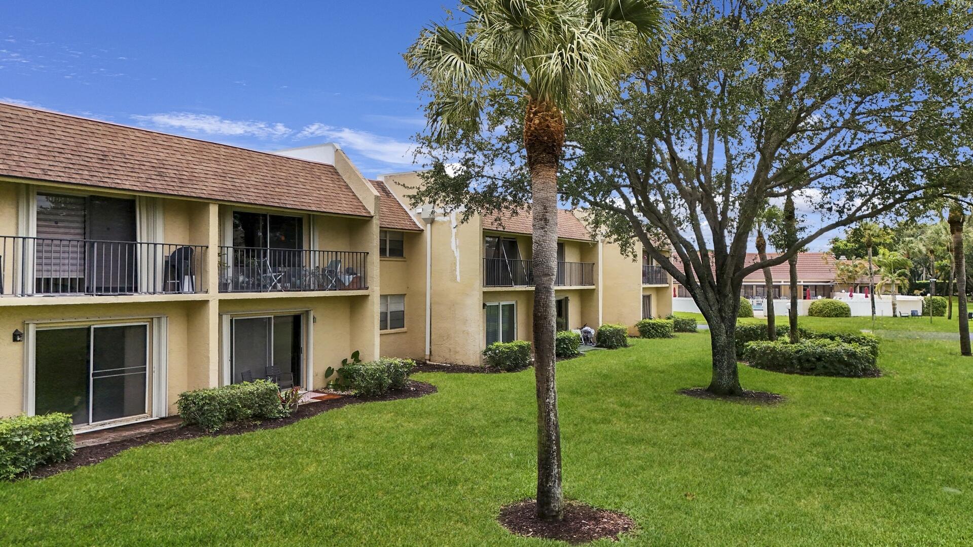 Property for Sale at 2905 Sw 22nd Avenue 1040, Delray Beach, Palm Beach County, Florida - Bedrooms: 1 
Bathrooms: 1.5  - $235,000