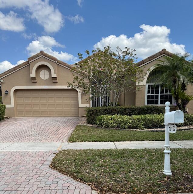 Property for Sale at 10102 Diamond Lake Road, Boynton Beach, Palm Beach County, Florida - Bedrooms: 3 
Bathrooms: 2.5  - $636,000