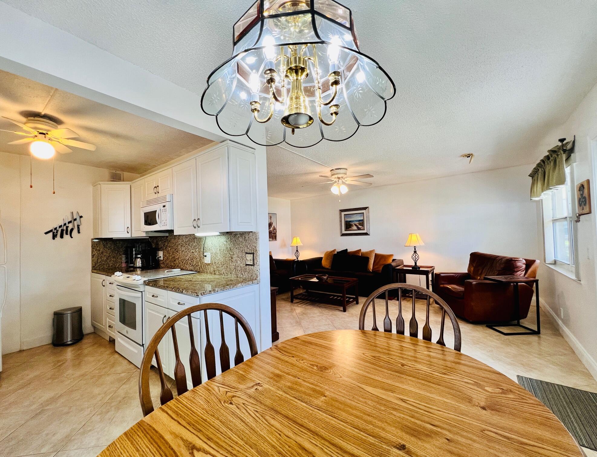 Property for Sale at 313 Chatham P, West Palm Beach, Palm Beach County, Florida - Bedrooms: 2 
Bathrooms: 1.5  - $158,000