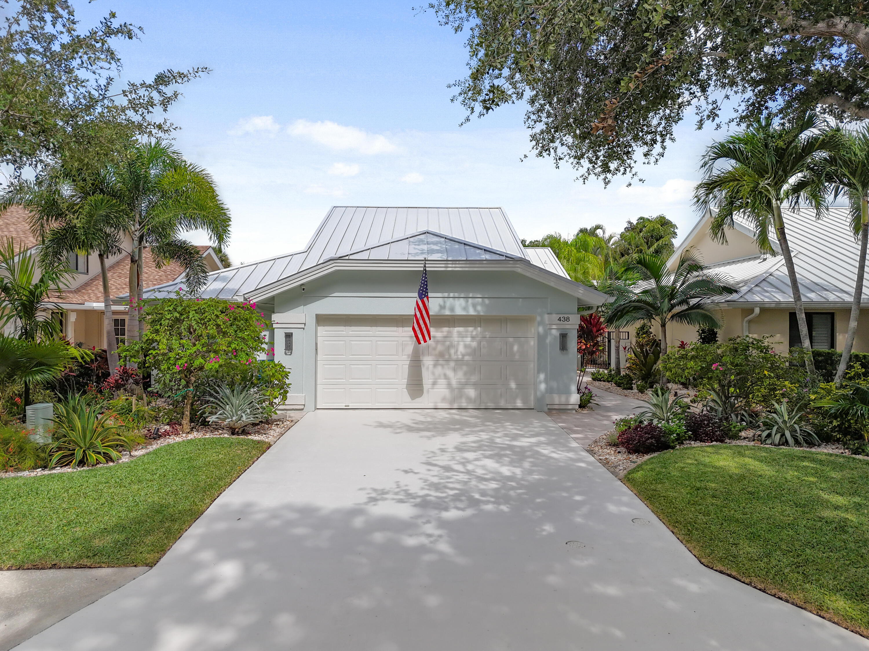 Property for Sale at 438 River Edge Road, Jupiter, Palm Beach County, Florida - Bedrooms: 3 
Bathrooms: 2  - $1,350,000