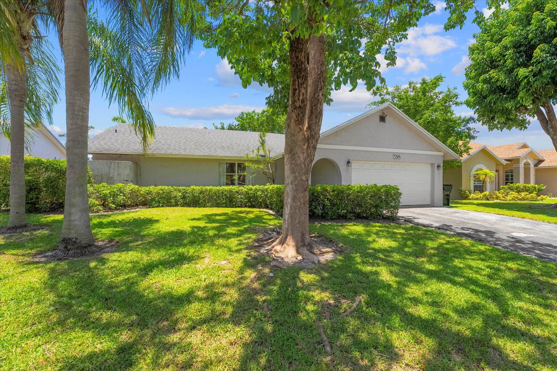 598 Nw 45th Way, Delray Beach, Palm Beach County, Florida - 3 Bedrooms  
2 Bathrooms - 