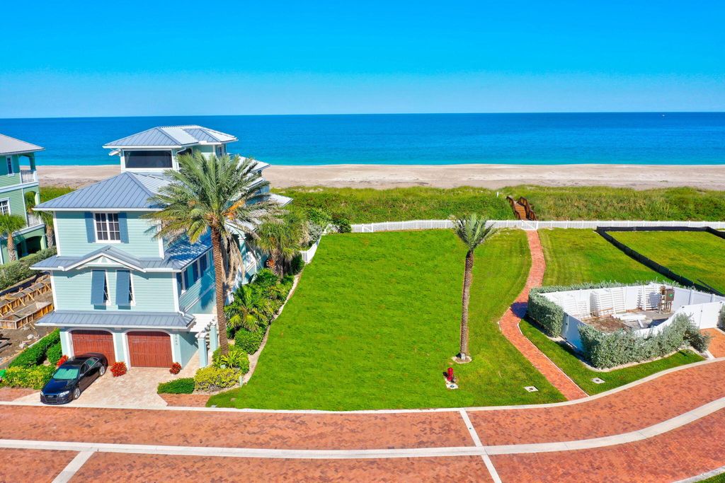 Photo of 5044 Watersong Way, Fort Pierce, FL 34949 (MLS # RX-10932421)