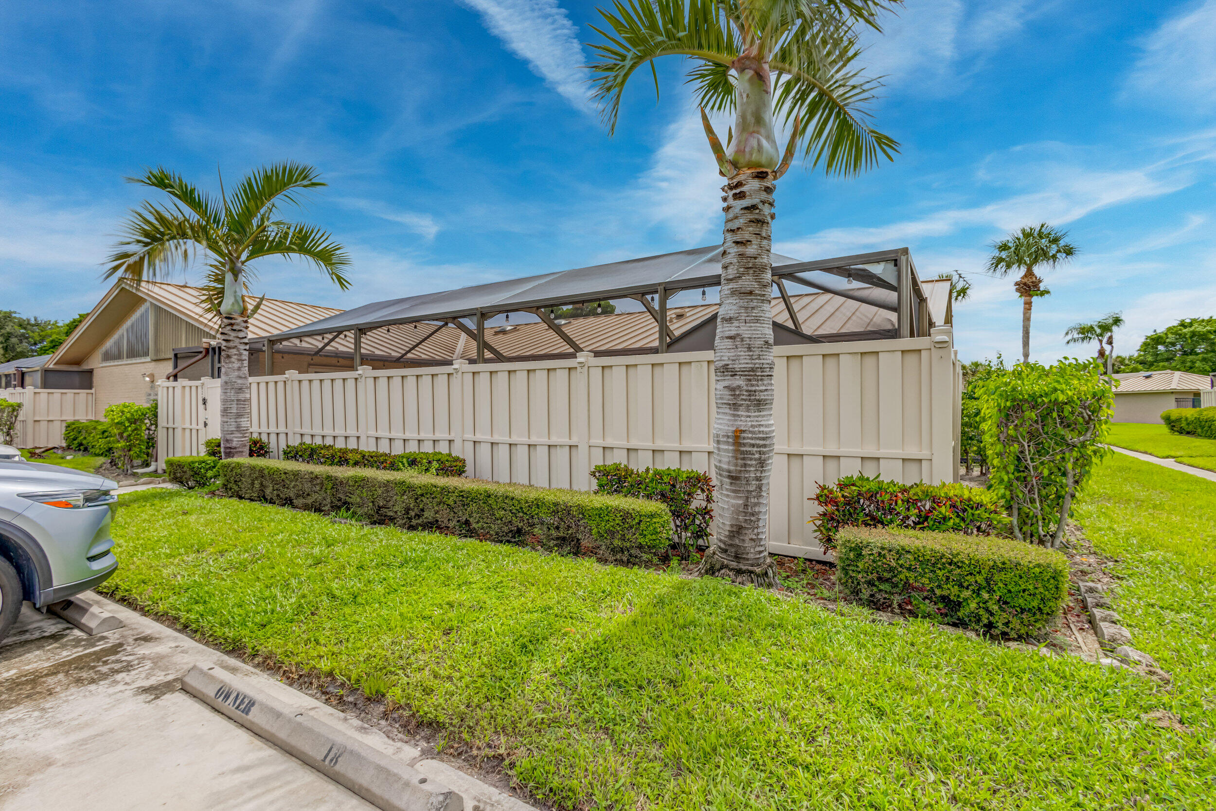 Property for Sale at 5258 Eagle Lake Drive, Palm Beach Gardens, Palm Beach County, Florida - Bedrooms: 3 
Bathrooms: 2  - $449,000