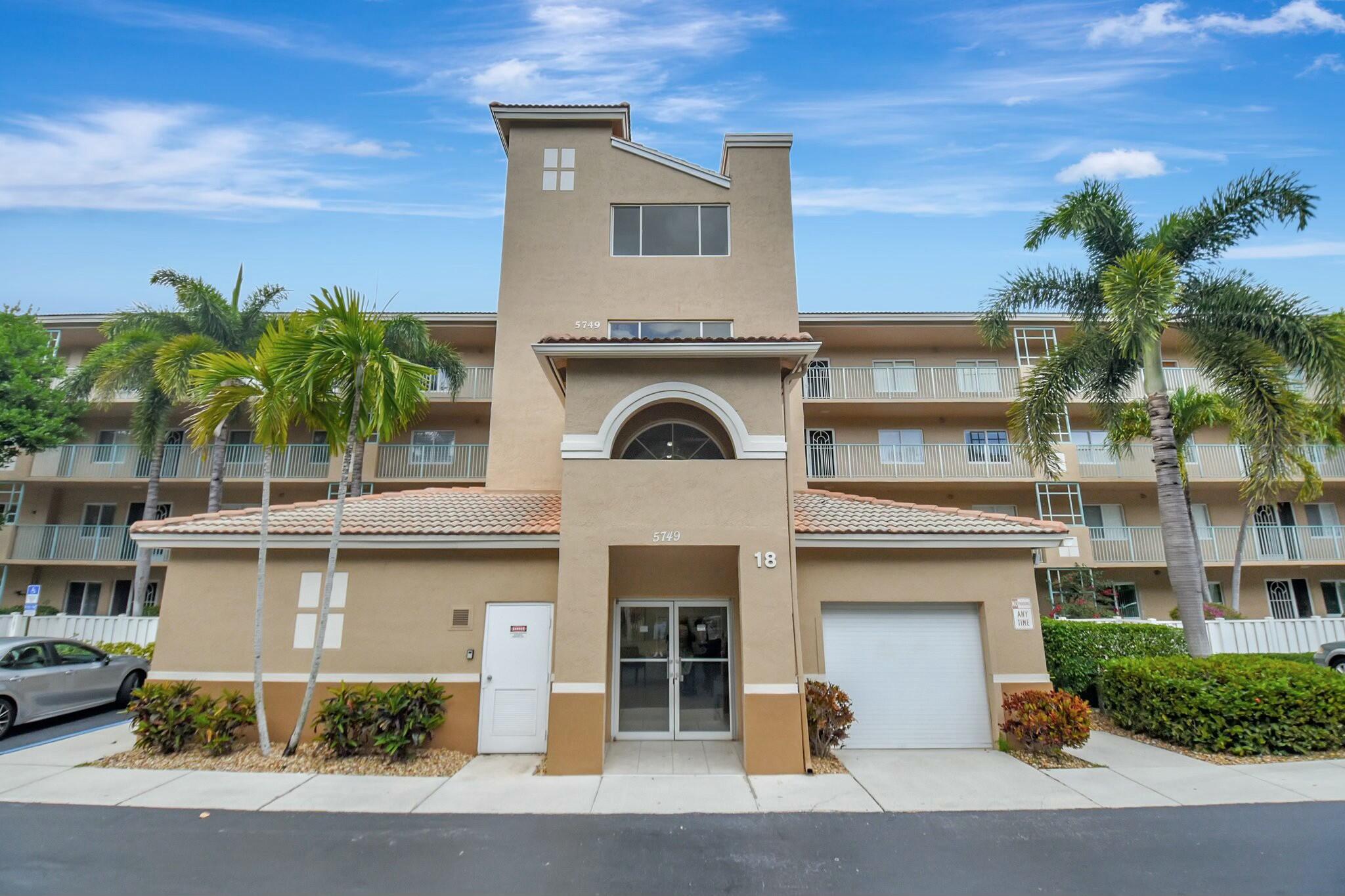Property for Sale at 5749 Gemstone Court 404, Boynton Beach, Palm Beach County, Florida - Bedrooms: 3 
Bathrooms: 2  - $429,000