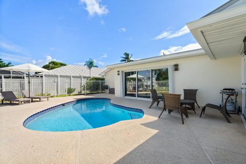 Photo of 1229 SW Dyer Point Road, Palm City, FL 34990 (MLS # RX-11124284)