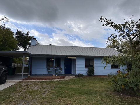 Photo of 7605 Fort Walton Avenue, Fort Pierce, FL 34951 (MLS # RX-11122164)