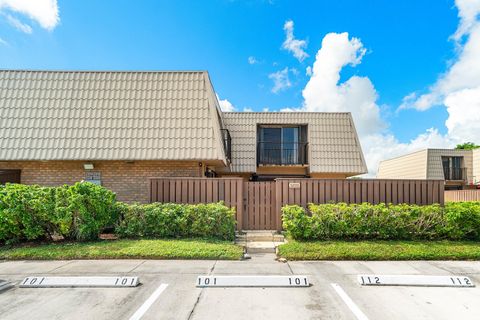 Photo of 5209 52nd Way #5209, West Palm Beach, FL 33409 (MLS # RX-11128301)