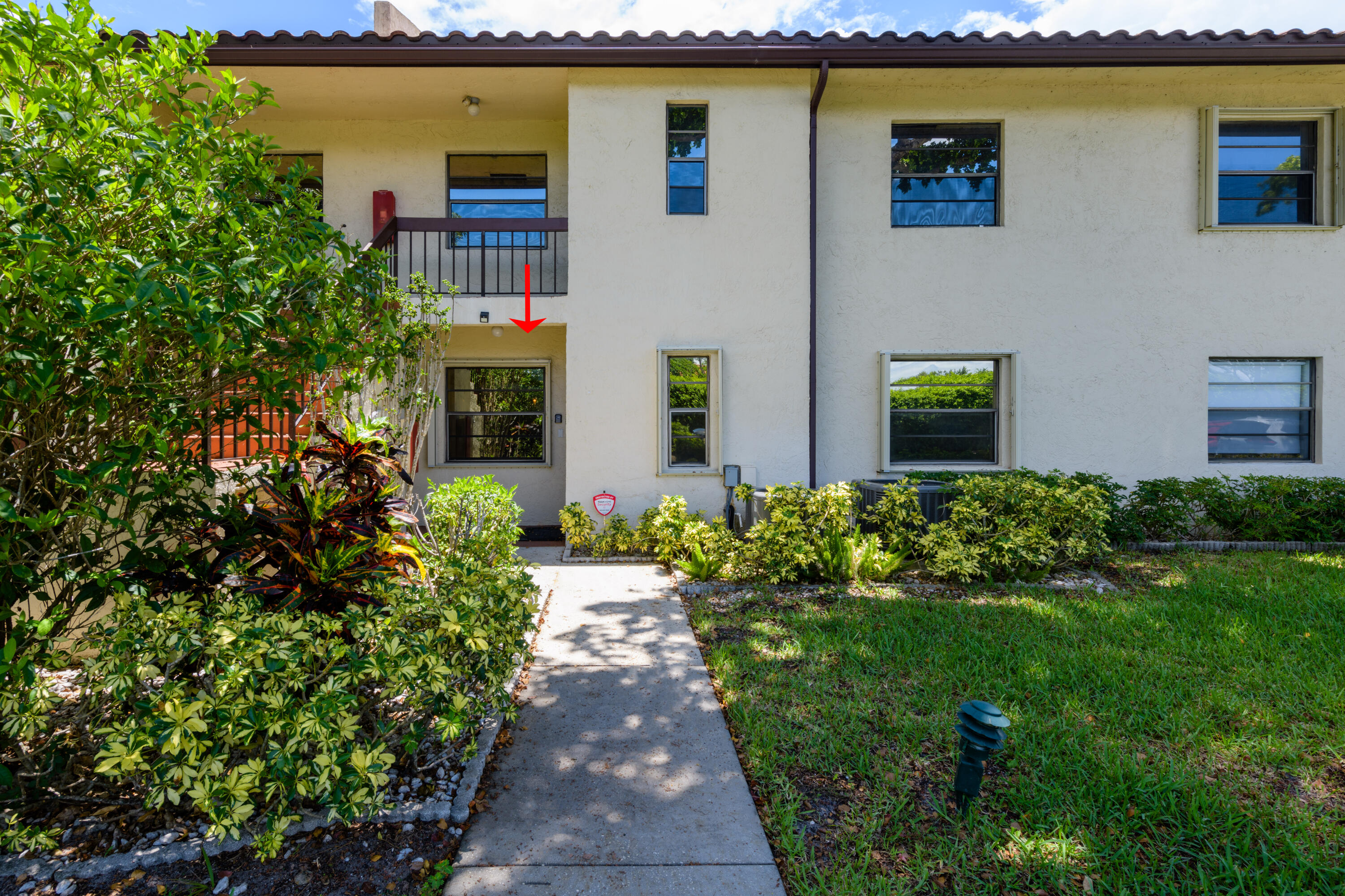 Property for Sale at 21839 Arriba Real Real 10-I, Boca Raton, Palm Beach County, Florida - Bedrooms: 2 
Bathrooms: 2  - $295,900