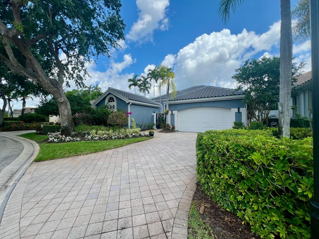 Photo of 1133 Crystal Drive, Palm Beach Gardens, FL 33418 (MLS # RX-11097304)