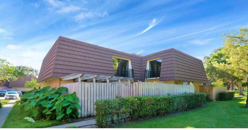 Property for Sale at 1304 13th Lane, Palm Beach Gardens, Palm Beach County, Florida - Bedrooms: 3 
Bathrooms: 2.5  - $445,000