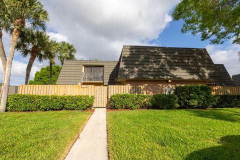 Photo of 2604 26th Way, West Palm Beach, FL 33407 (MLS # RX-11127951)