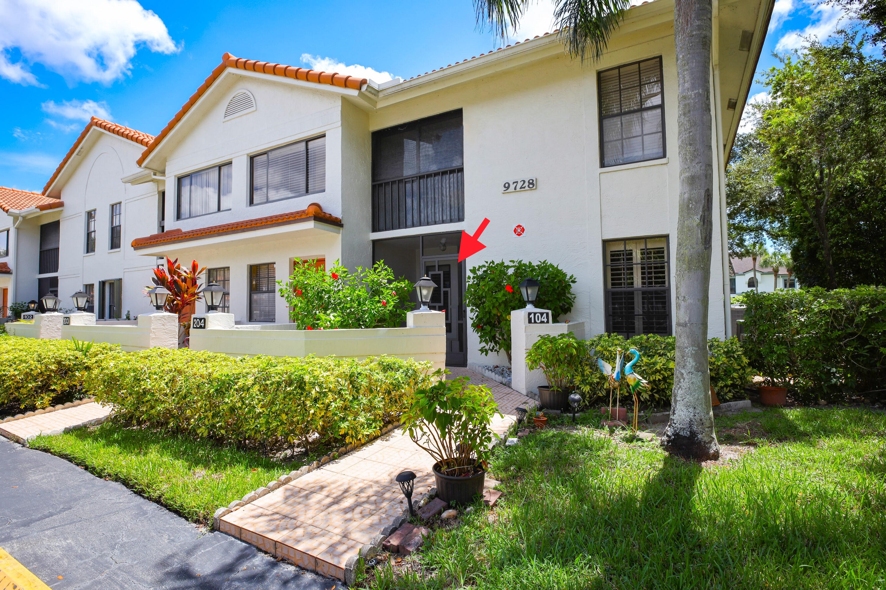 Property for Sale at 9728 Sills Dr 104, Boynton Beach, Palm Beach County, Florida - Bedrooms: 2 
Bathrooms: 2  - $289,000