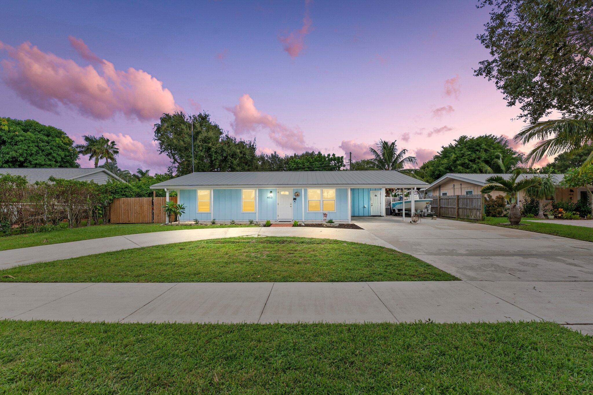 450 Tequesta Drive, Tequesta, Palm Beach County, Florida - 3 Bedrooms  
2 Bathrooms - 