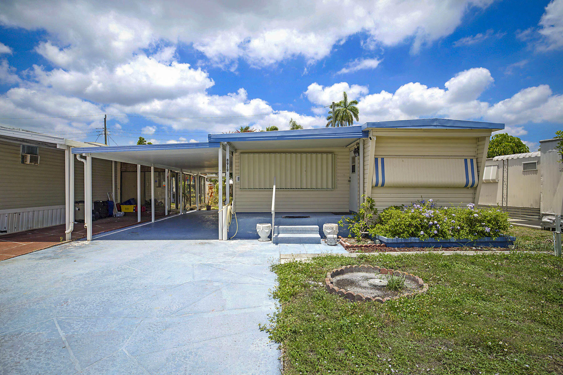 Property for Sale at 8919 Palm Street, Boynton Beach, Palm Beach County, Florida - Bedrooms: 2 
Bathrooms: 1  - $85,000