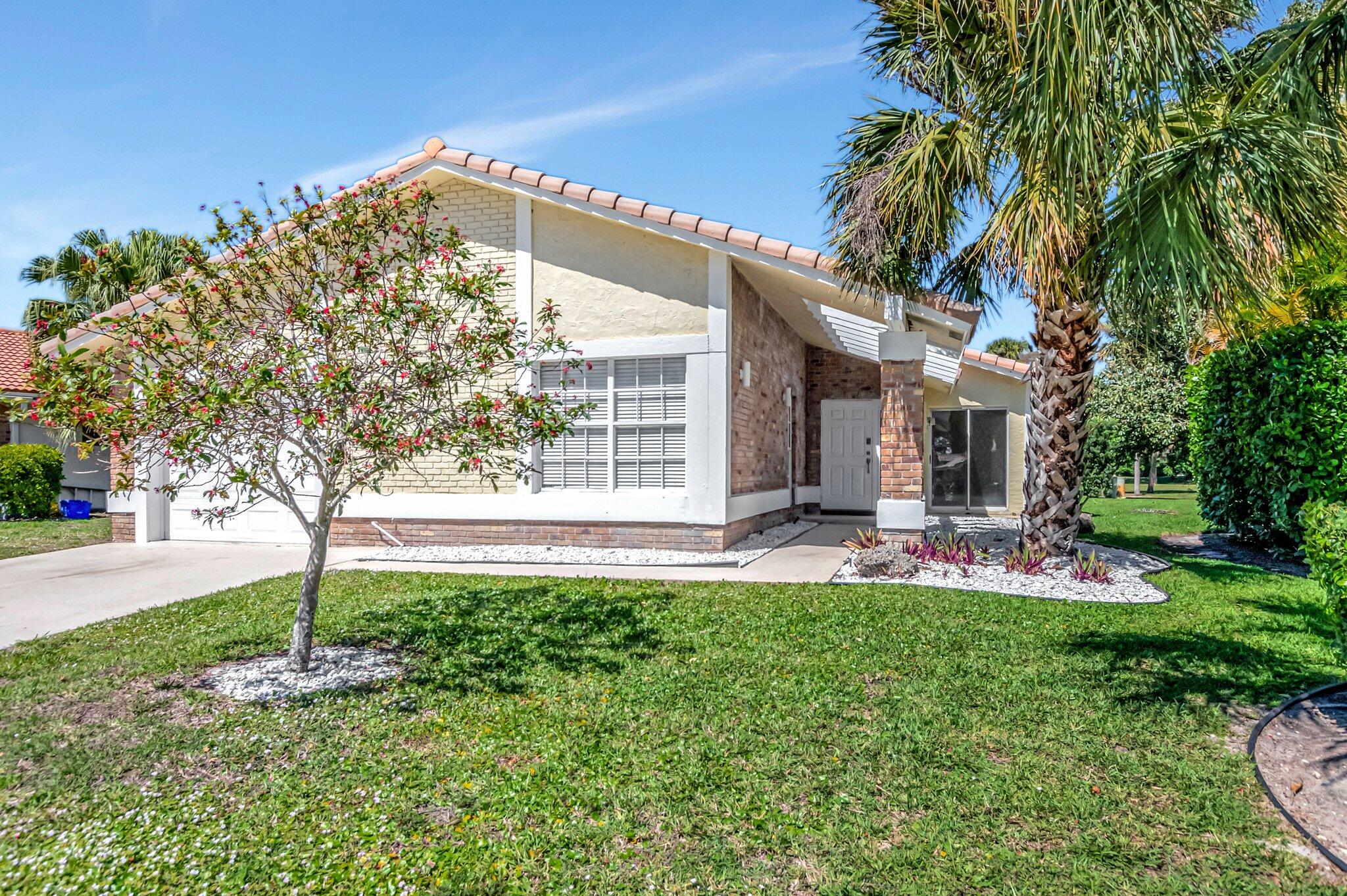 19635 Back Nine Drive, Boca Raton, Palm Beach County, Florida - 3 Bedrooms  
2 Bathrooms - 