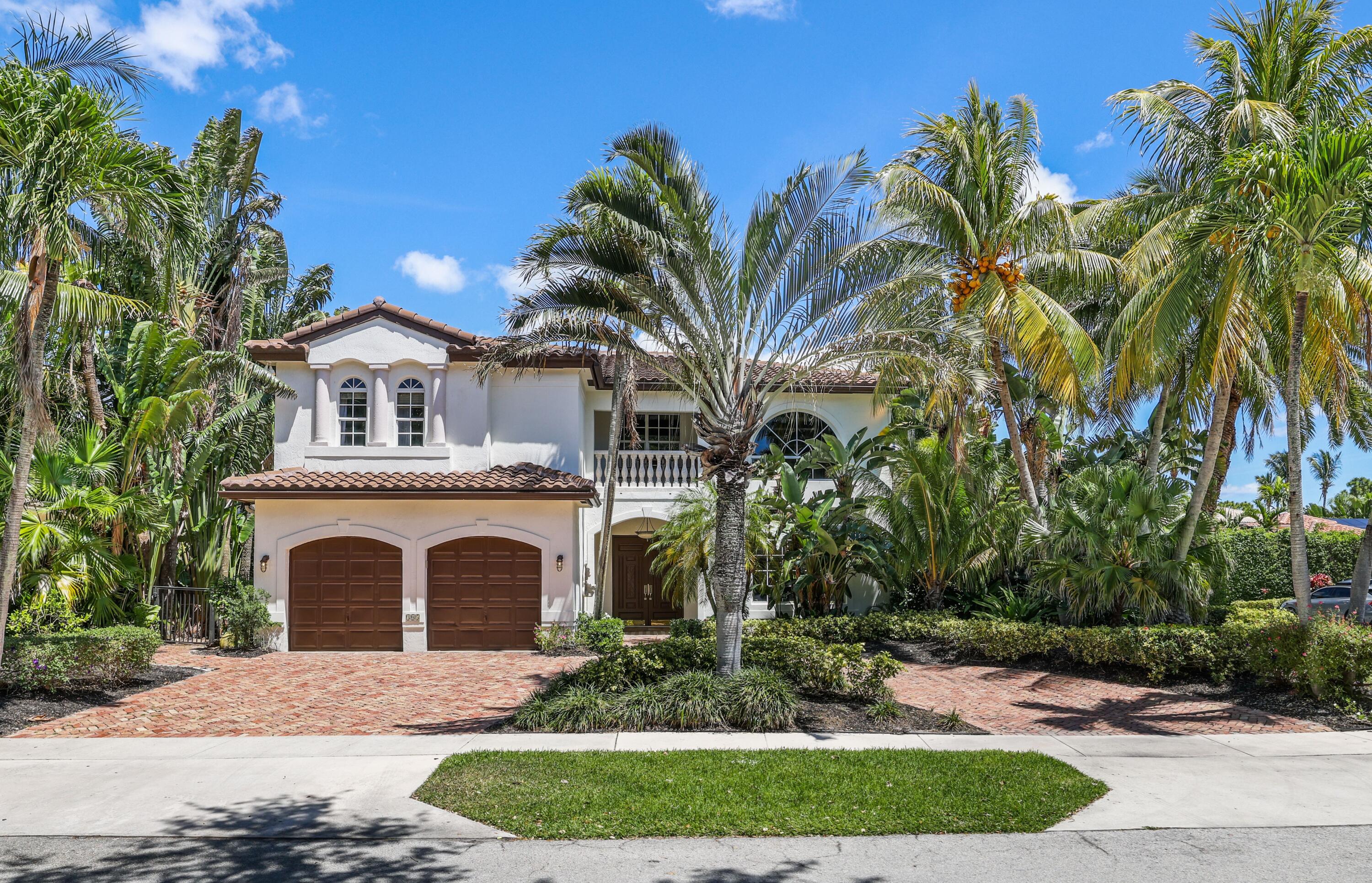 Property for Sale at 305 Sw 17th Street, Boca Raton, Palm Beach County, Florida - Bedrooms: 4 
Bathrooms: 3  - $1,645,000