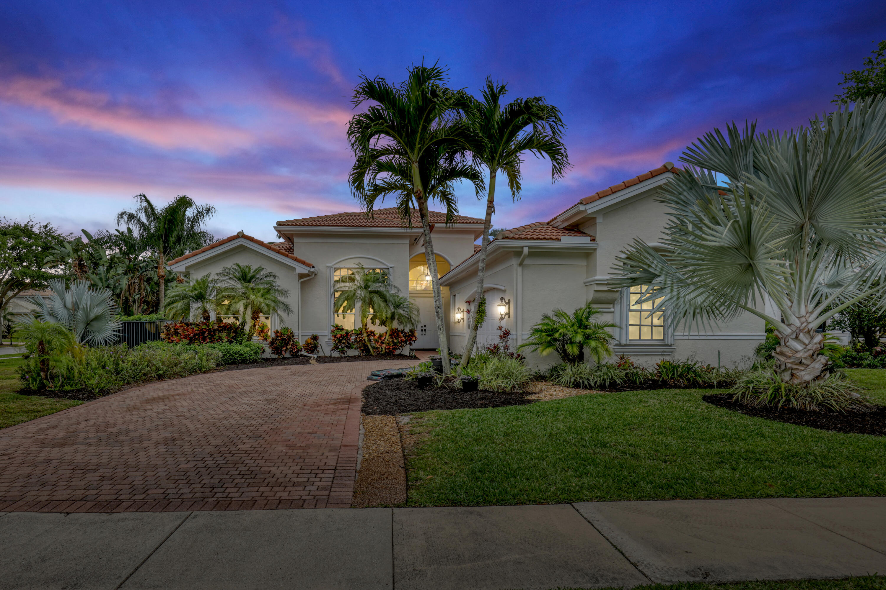 Property for Sale at 8888 Rockridge Glen Cove, Boynton Beach, Palm Beach County, Florida - Bedrooms: 5 
Bathrooms: 3  - $1,048,888