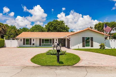 Photo of 8301 Wilton Drive, Lake Clarke Shores, FL 33406 (MLS # RX-11114853)