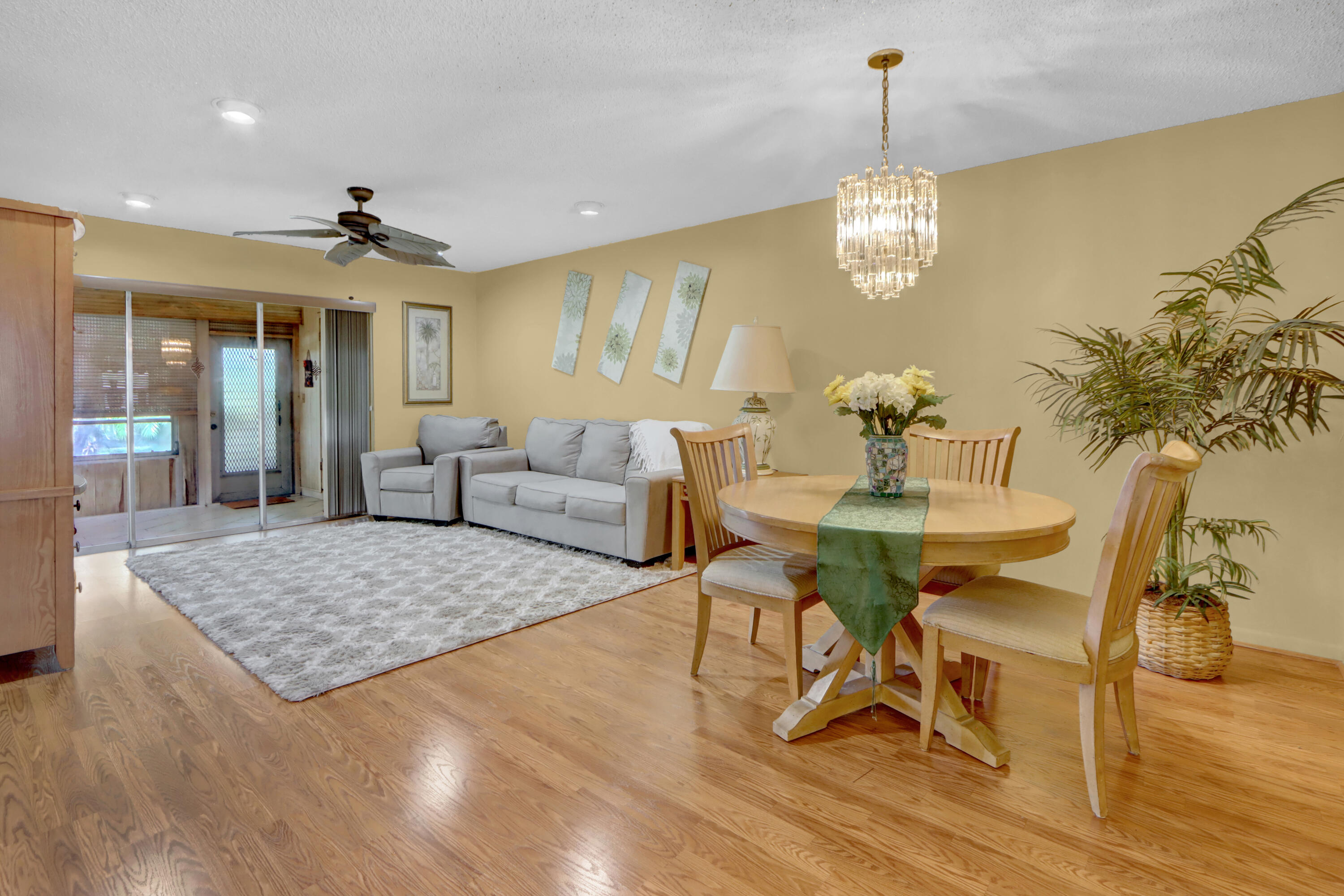 371 Bennington Lane, Lake Worth, Palm Beach County, Florida - 2 Bedrooms  
2 Bathrooms - 