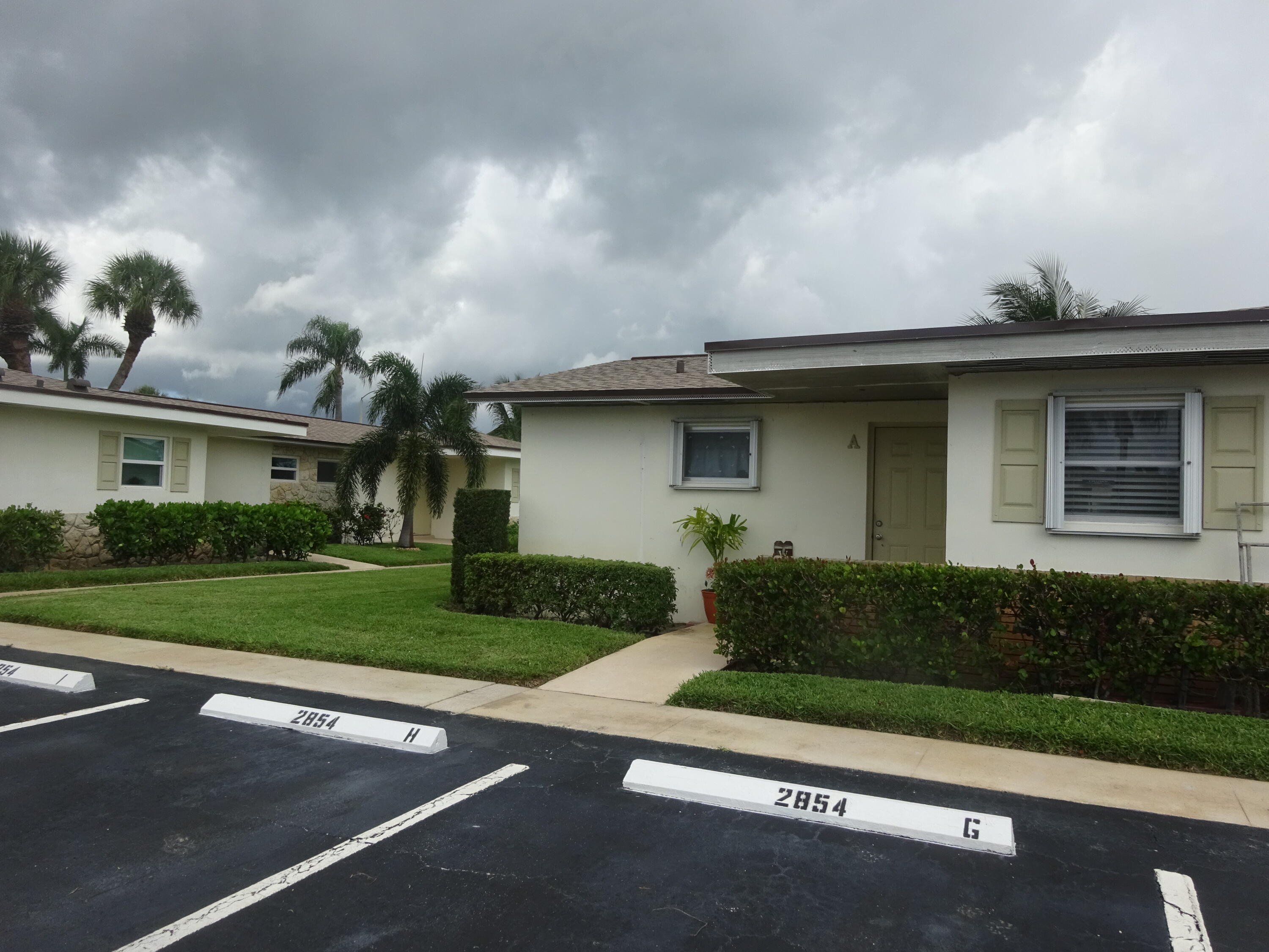 2864 Crosley Drive A, West Palm Beach, Palm Beach County, Florida - 1 Bedrooms  
1.5 Bathrooms - 