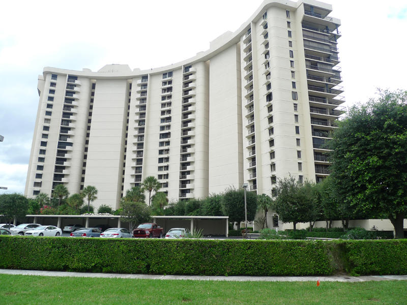 Photo 1 of 2480 Presidential Way 1503, West Palm Beach, Florida, $2,000, Web #: 10348247