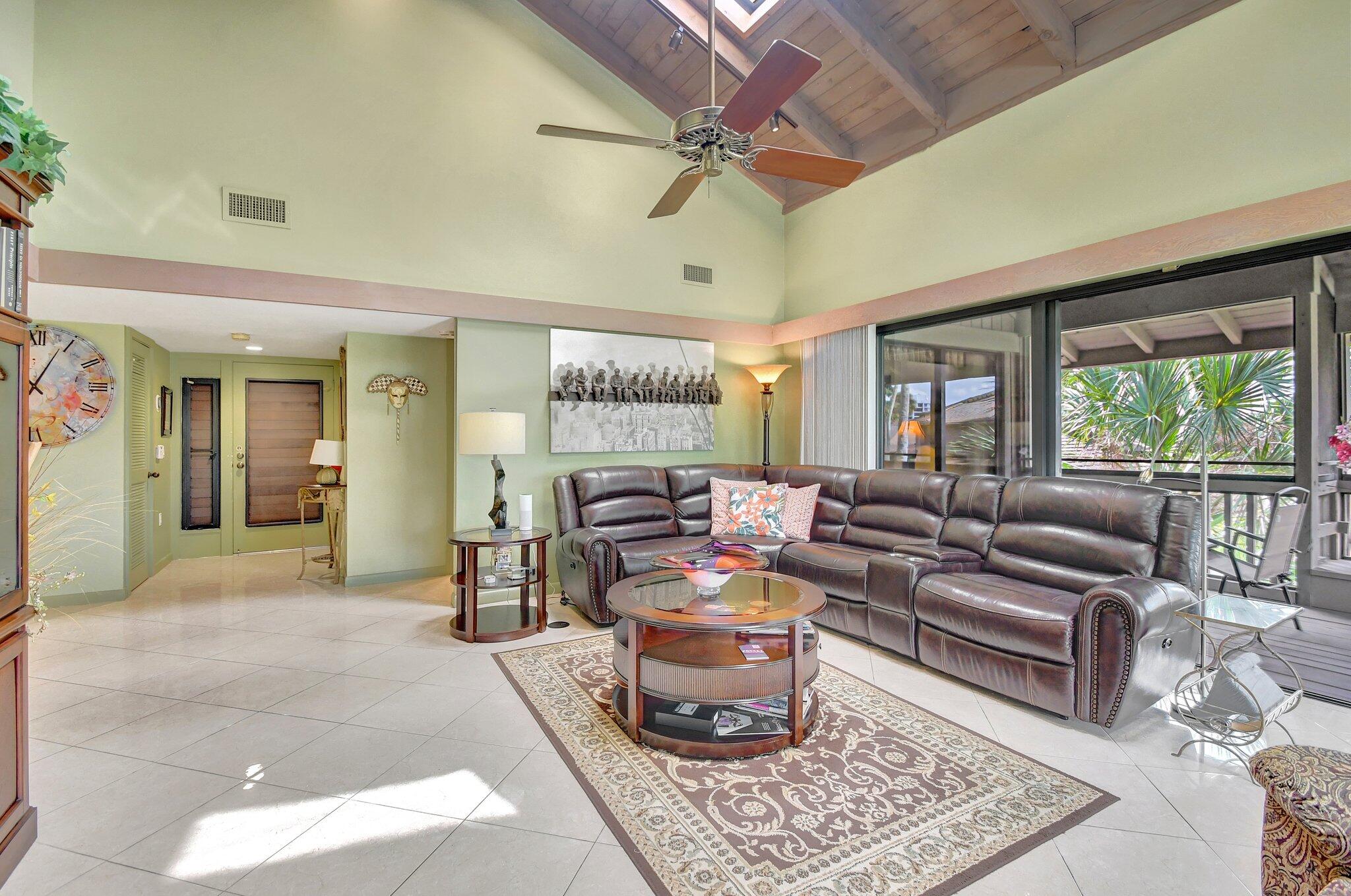 7106 Rain Forest Drive 10-H, Boca Raton, Palm Beach County, Florida - 2 Bedrooms  
2 Bathrooms - 
