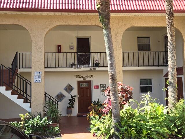198 Lake Evelyn Drive, West Palm Beach, Palm Beach County, Florida - 2 Bedrooms  
2 Bathrooms - 
