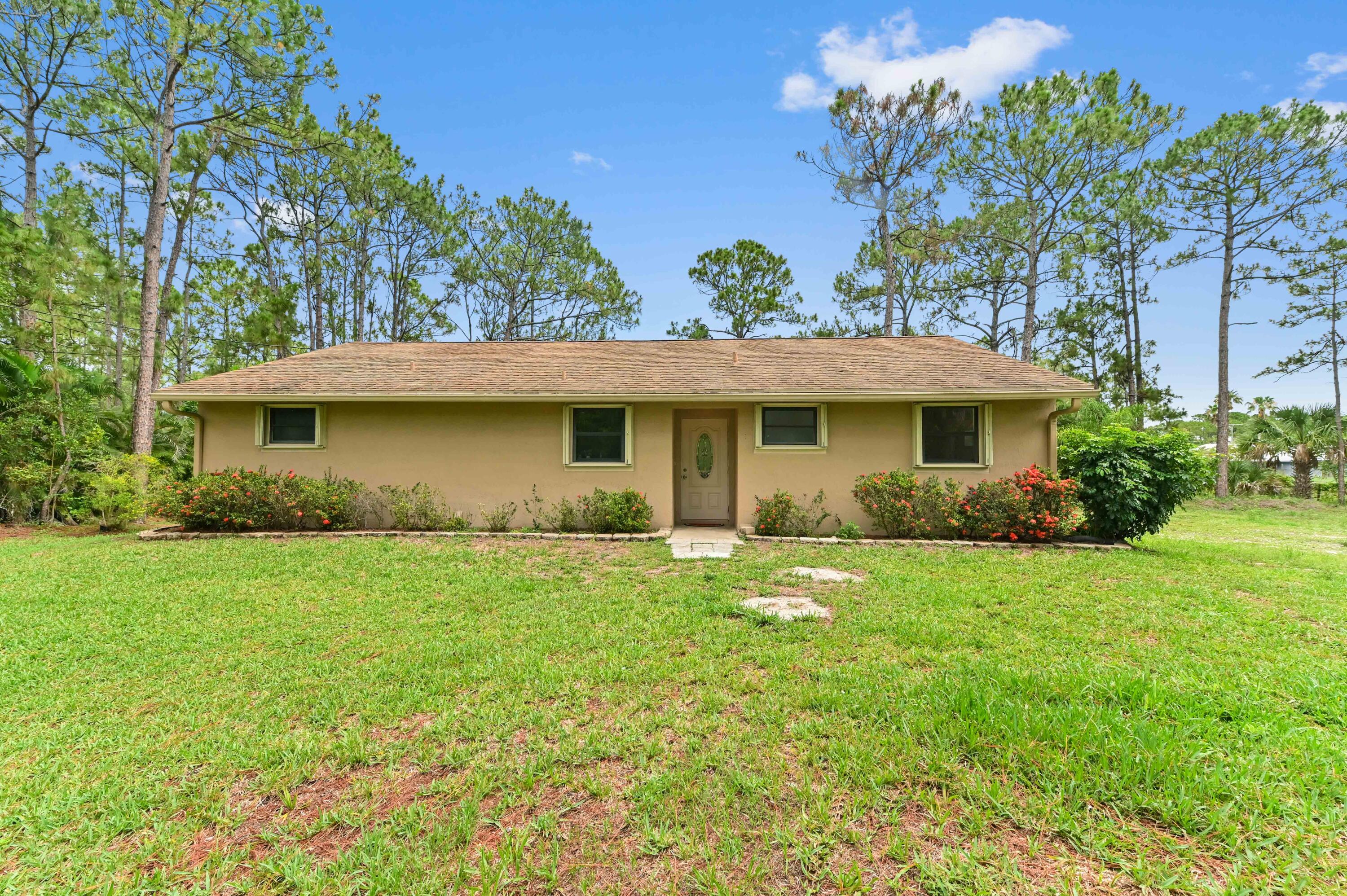 17183 76th Street, Loxahatchee, Palm Beach County, Florida - 3 Bedrooms  
2 Bathrooms - 