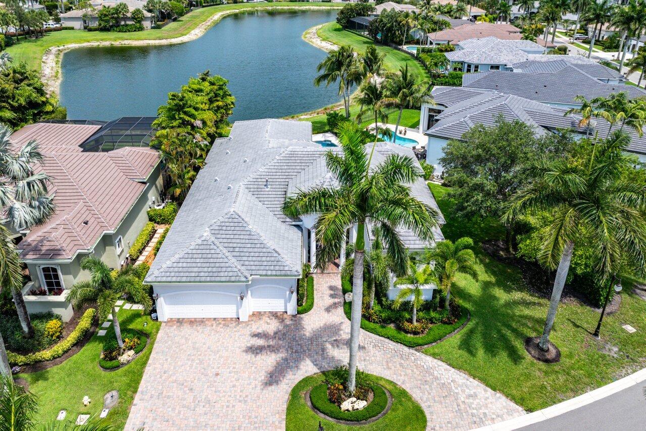 206 Via Emilia, Palm Beach Gardens, Palm Beach County, Florida - 4 Bedrooms  
4 Bathrooms - 