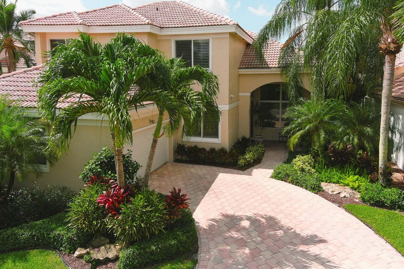Property for Sale at 7090 Islegrove Place, Boca Raton, Palm Beach County, Florida - Bedrooms: 5 
Bathrooms: 4.5  - $1,199,000